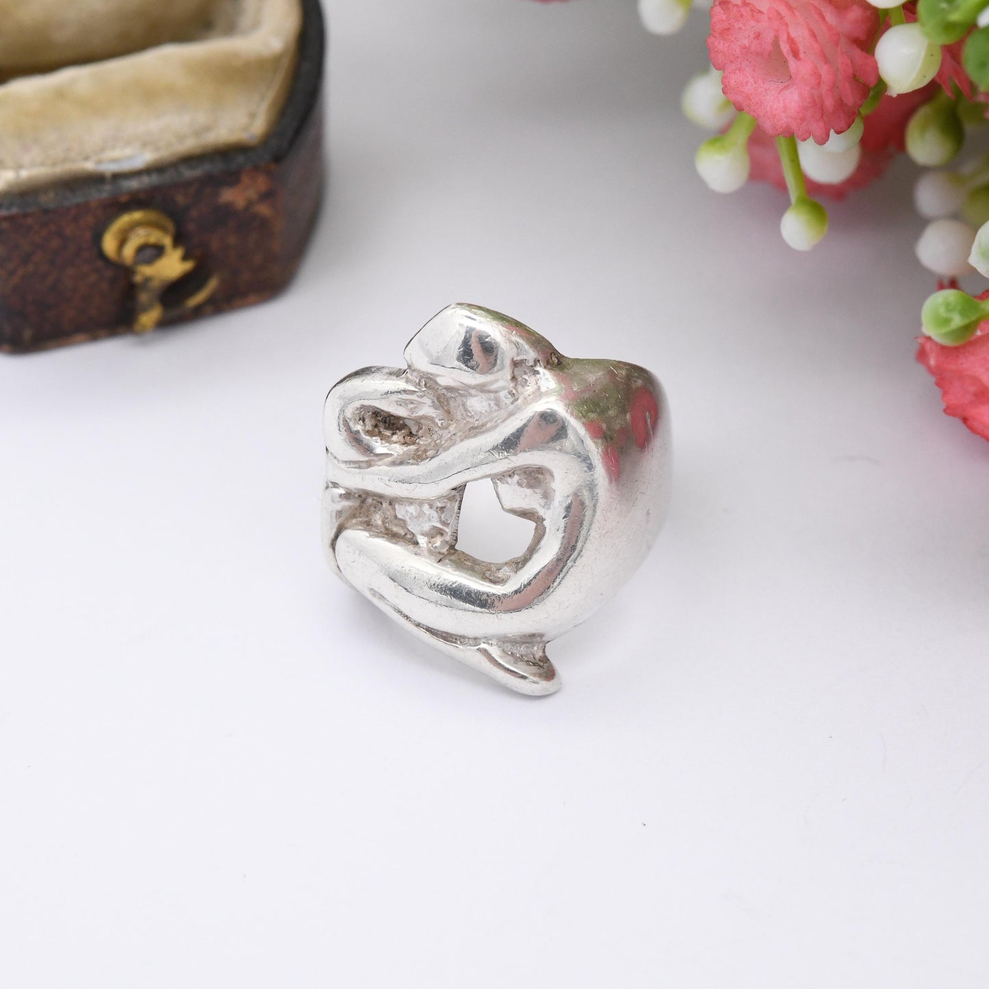 Vintage Silver Leda and the Swan Ring Made in Scotland - Mid-Century Figural Silver Naked Woman Hugging Bird | UK Size - J 1/2 | US Size - 5