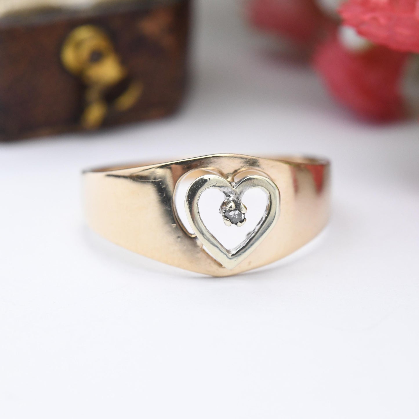 Vintage 9ct Gold Diamond Heart Band Ring 1978 - Open Love Heart Design Mid-Century Wide Band Ring Gift | UK Size - Q 1/2 | US Size - 8 1/4