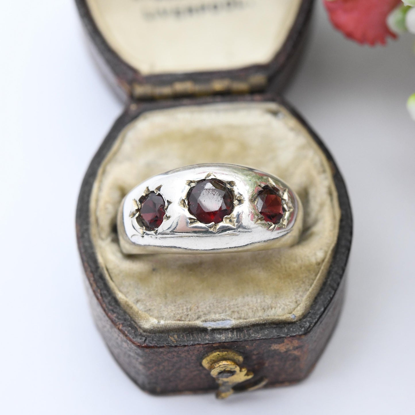 Vintage Sterling Silver Garnet Gypsy Ring Three Stone Trilogy - Chunky Gemstone Ring Deep Red Star Set | UK Size - N | US Size - 6 3/4