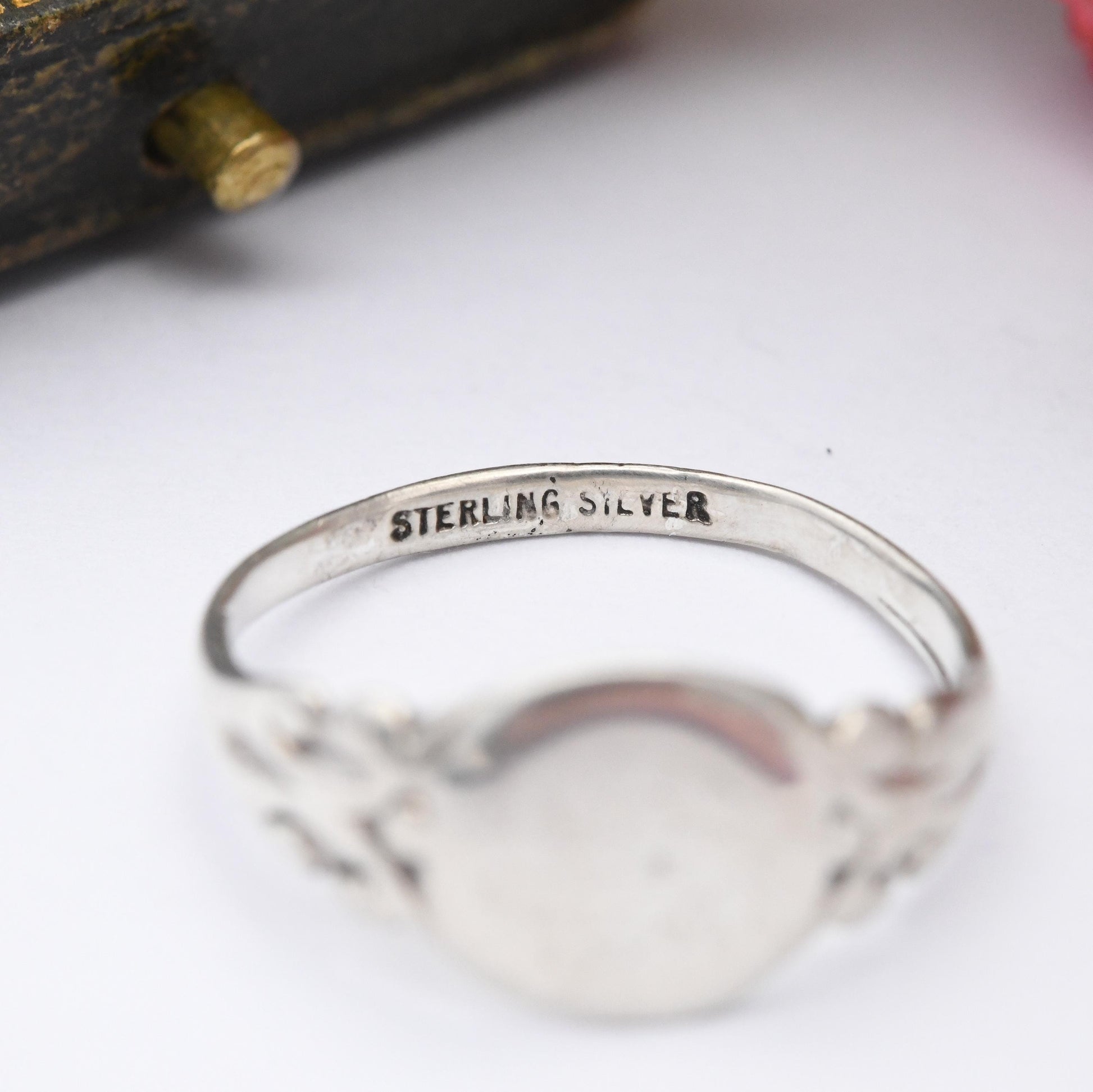 Antique Sterling Silver Signet Ring - Unisex Minimal Silver Jewellery | Everyday Pinkie Ring | Small Size UK Size - L | US Size - 5 3/4