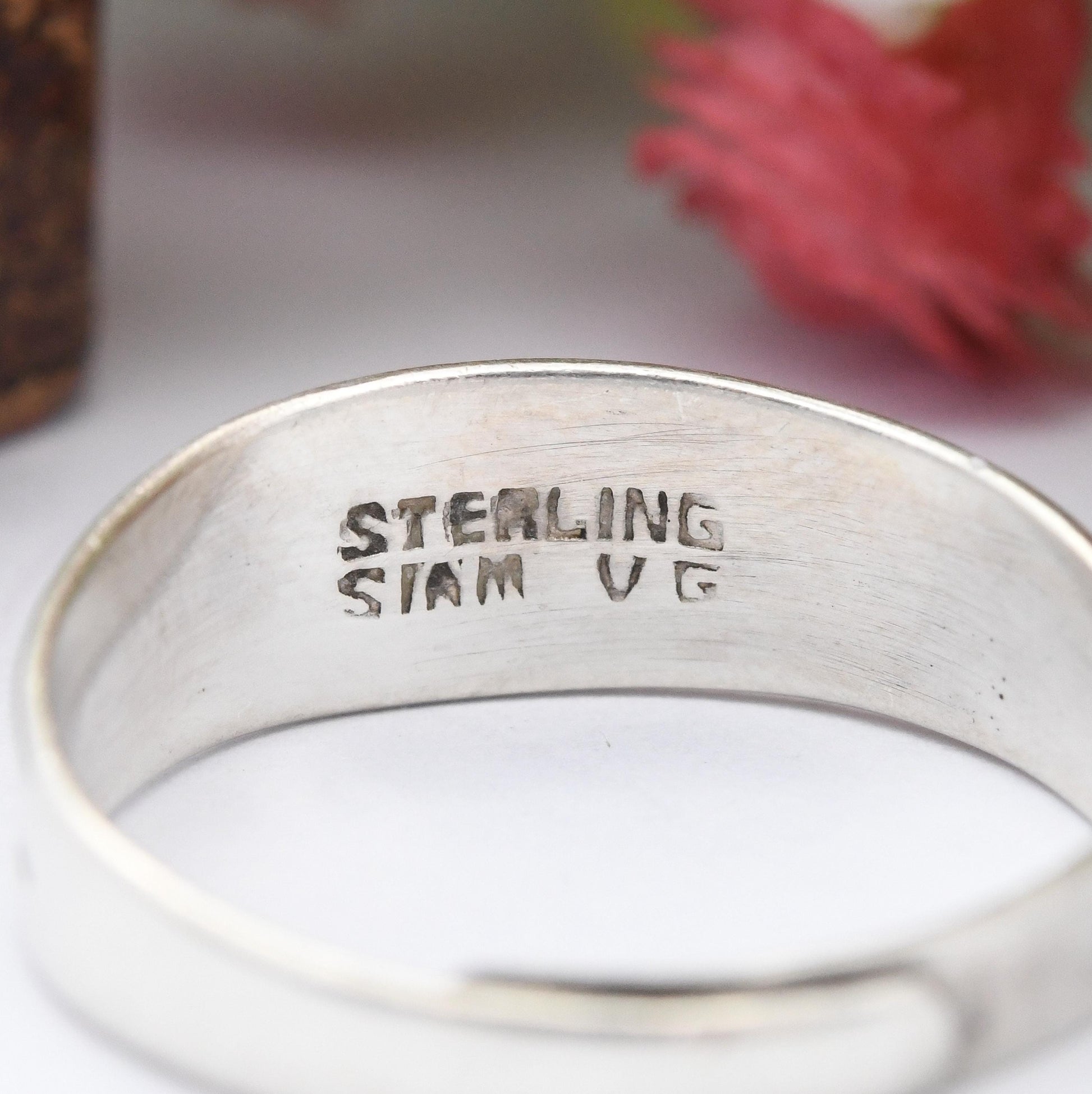 Vintage Siam Sterling Silver Adjustable Band Ring with Hand Engraved Pattern - Star and Scrolling Design | UK Size - Q | US Size - 8