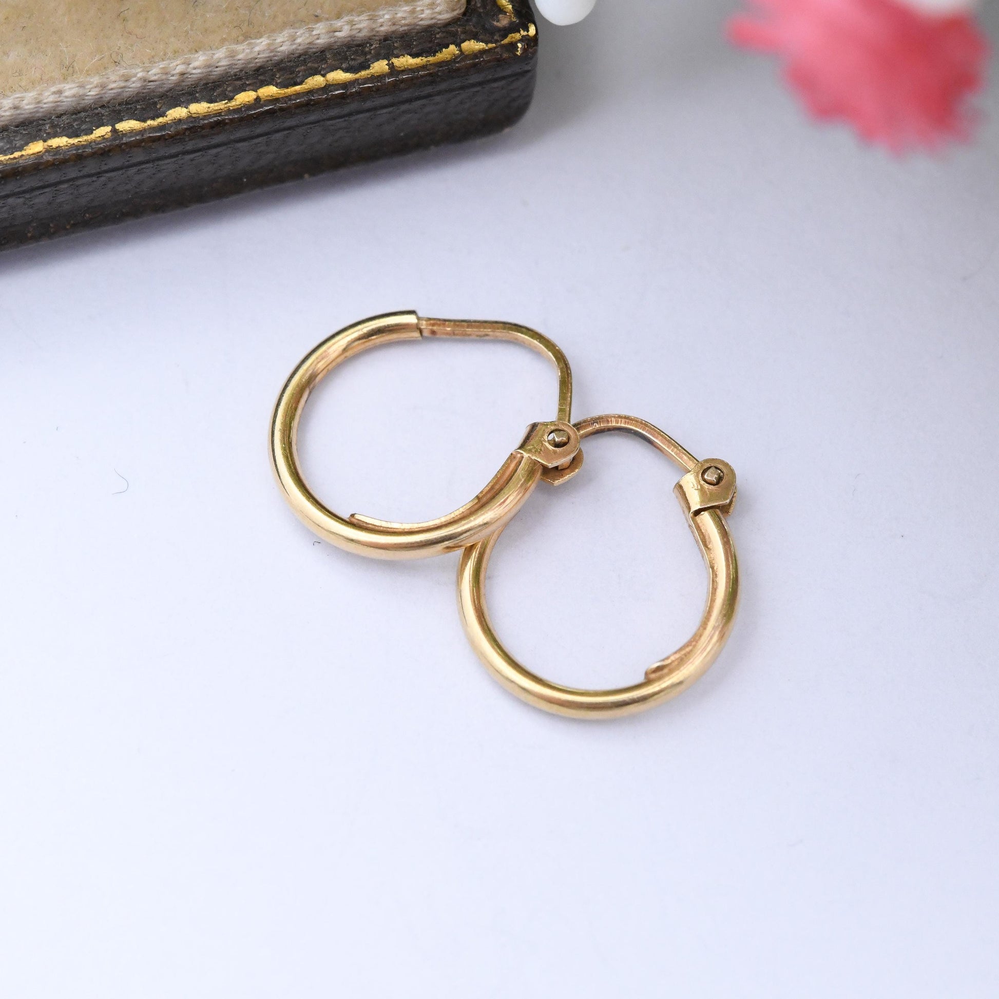 Vintage 9ct Gold Hoop Earrings by Unoaerre - Italian Designer Circle Hoops | Minimal Everyday Plain Round Sleeper Hoops