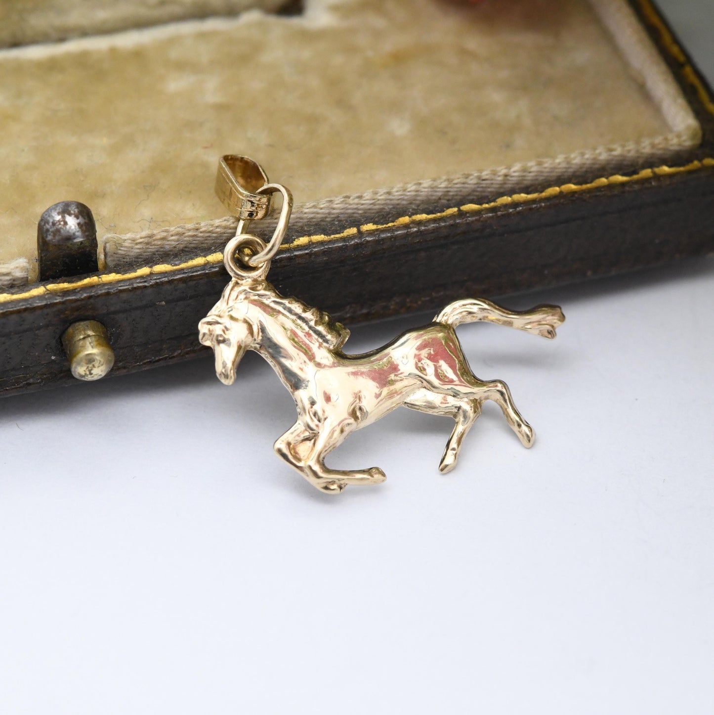 Vintage 9ct Gold Horse Charm Pendant Made in Italy - Solid Gold Jewellery Gift for Her Novelty Animal Charm Bracelet Necklace Running Horse