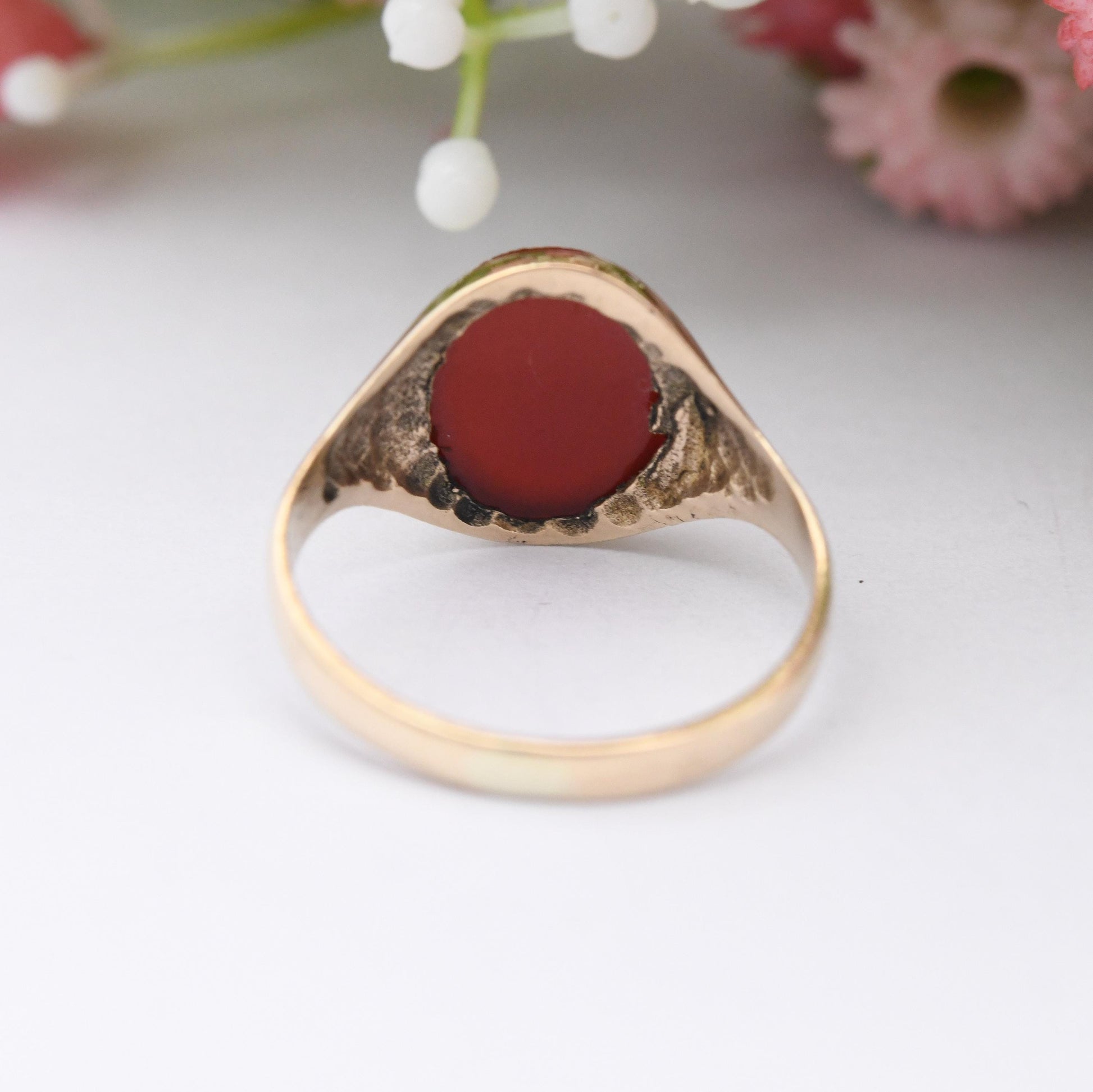 Vintage 9ct Gold Carnelian Signet Ring 1980s - Small Unisex Solid Gold Pinkie Ring | Gift for Boyfriend | UK Size - J | US Size - 4 3/4