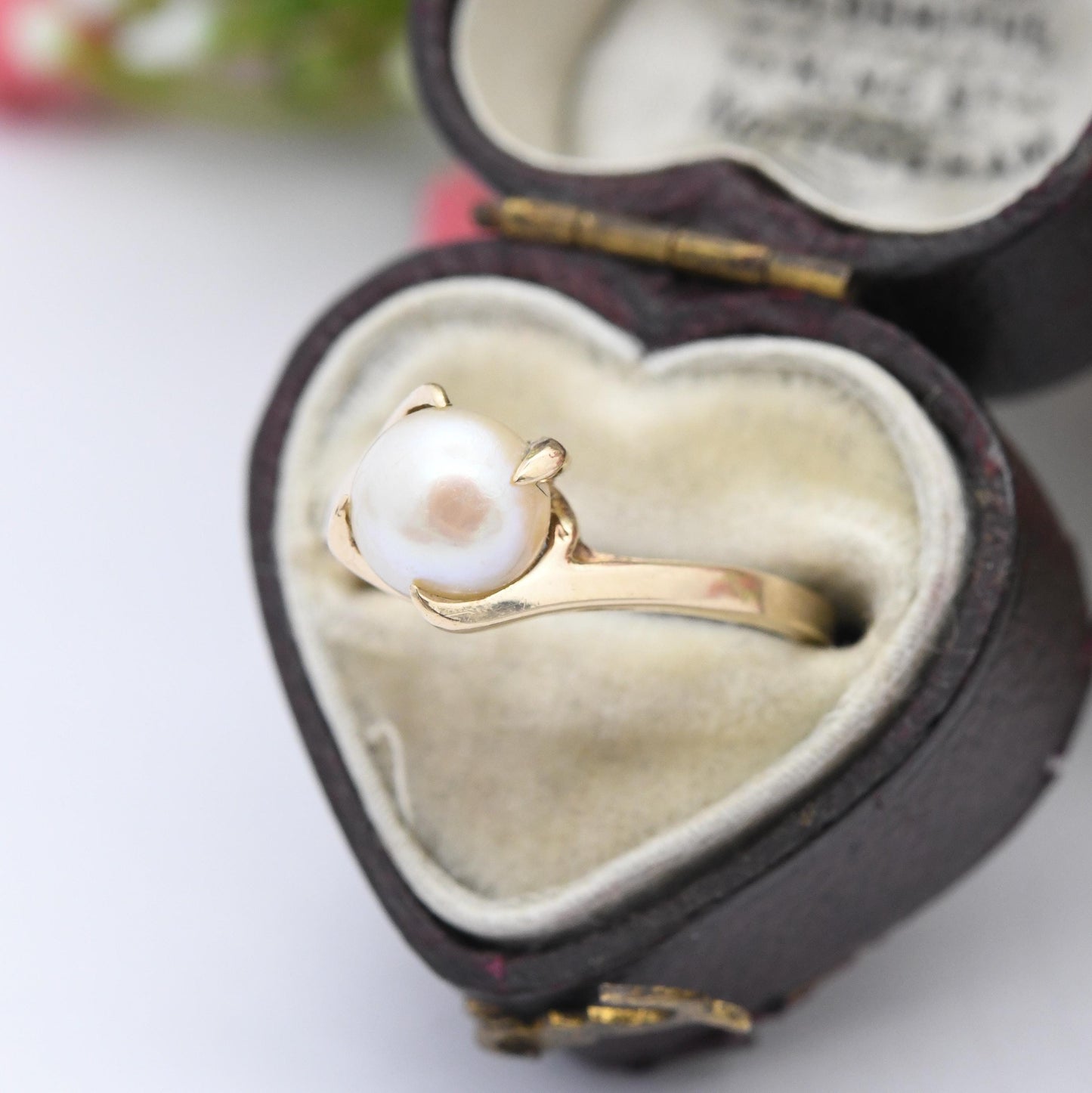 Vintage 10ct Gold Pearl Solitaire Ring - Twist Claw Mount Pretty Gold Jewellery White Stone Cultured Pearl | UK Size - L | US Size - 5 3/4