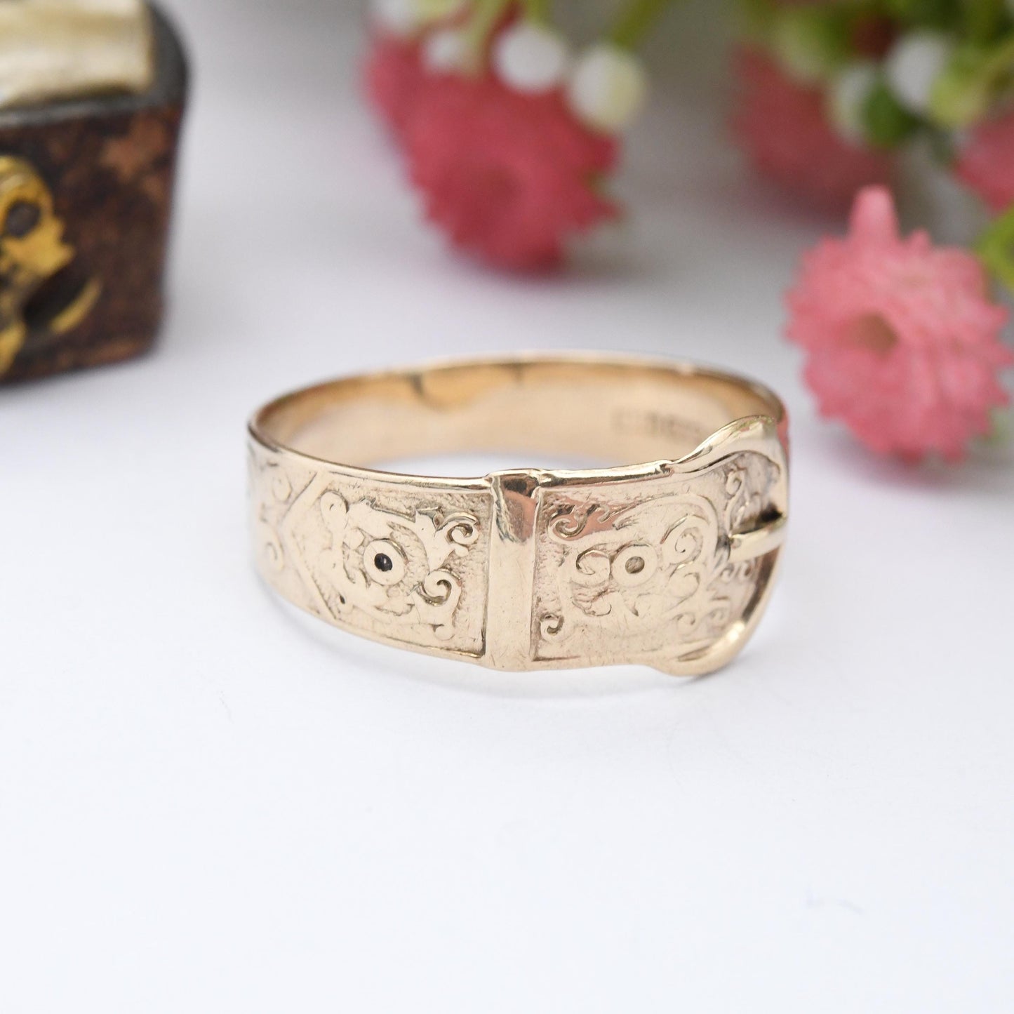 Vintage 9ct Gold Buckle Ring 1963 CPS - Victorian Style Belt Buckle Everyday Unisex Gold Detailed Band Ring | UK Size - T 1/2 | US Size - 10