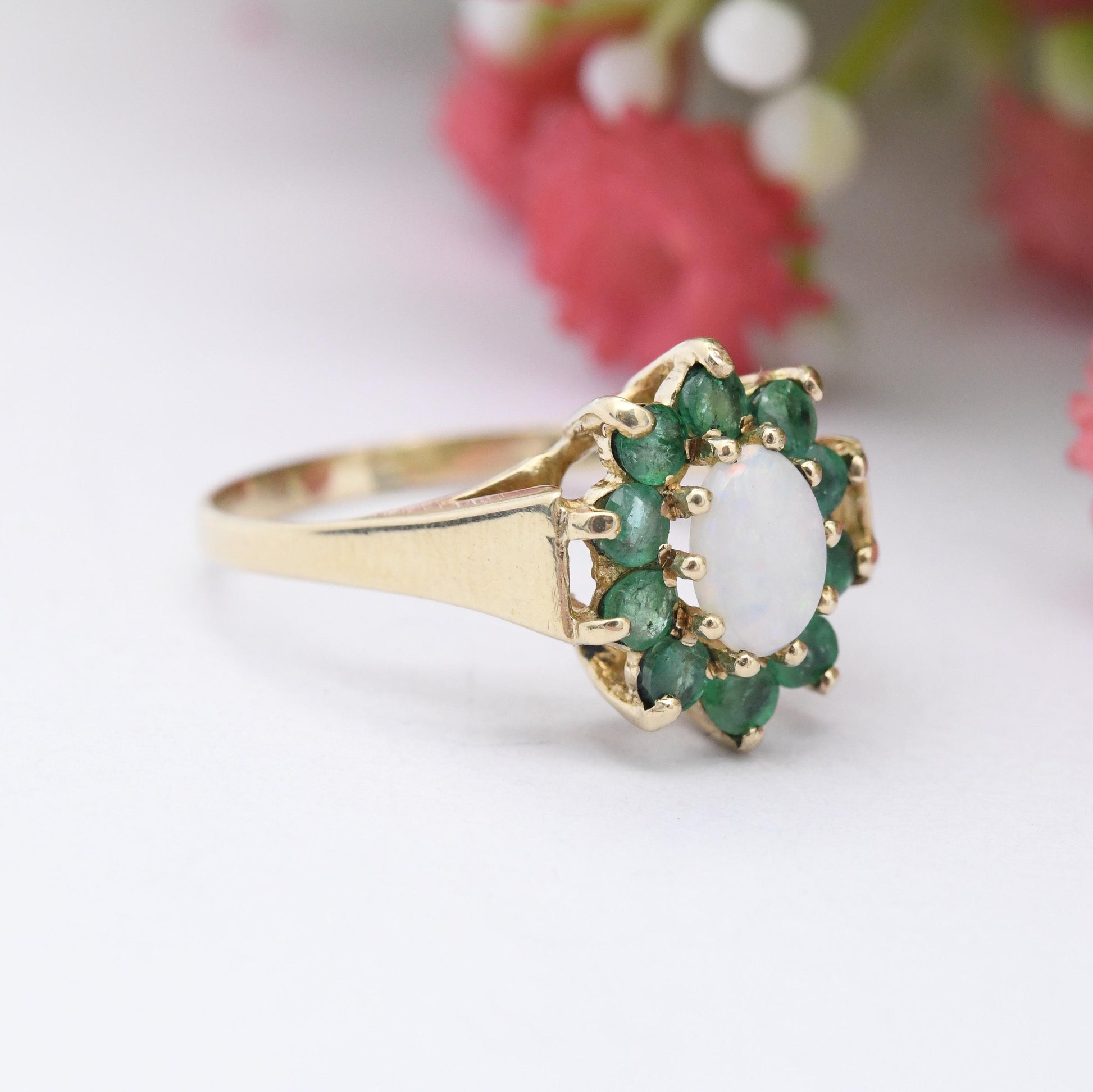 Vintage 9ct Gold Opal and Emerald Flower Halo Ring 1989 - Mid-Century Edwardian Style | White Green Gemstone | UK Size - L 1/2 | US Size - 6