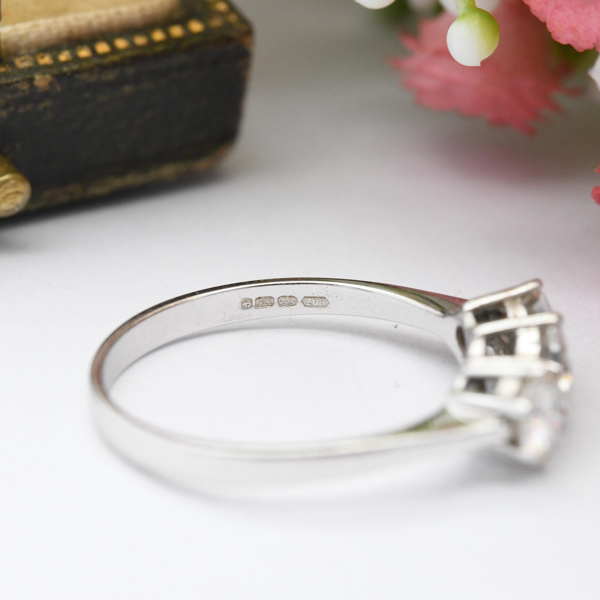 Vintage 9ct White Gold CZ Three Stone Ring - Large Round Trilogy Ring Solid Gold JEwellery Gift for Her | UK Size - N | US Size - 6 3/4