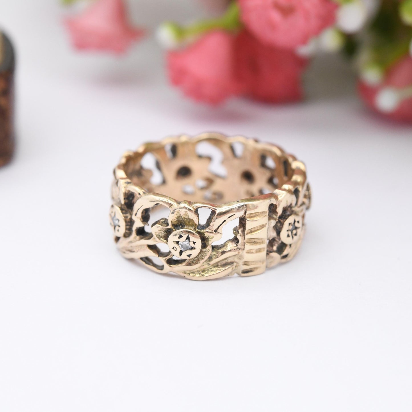 Vintage 9ct Gold and Diamond Figural Band Ring Flower and Leaf Shapes - Chunky Openwork Woven Band Ring | UK Size - M 1/2 | US Size - 6 1/2