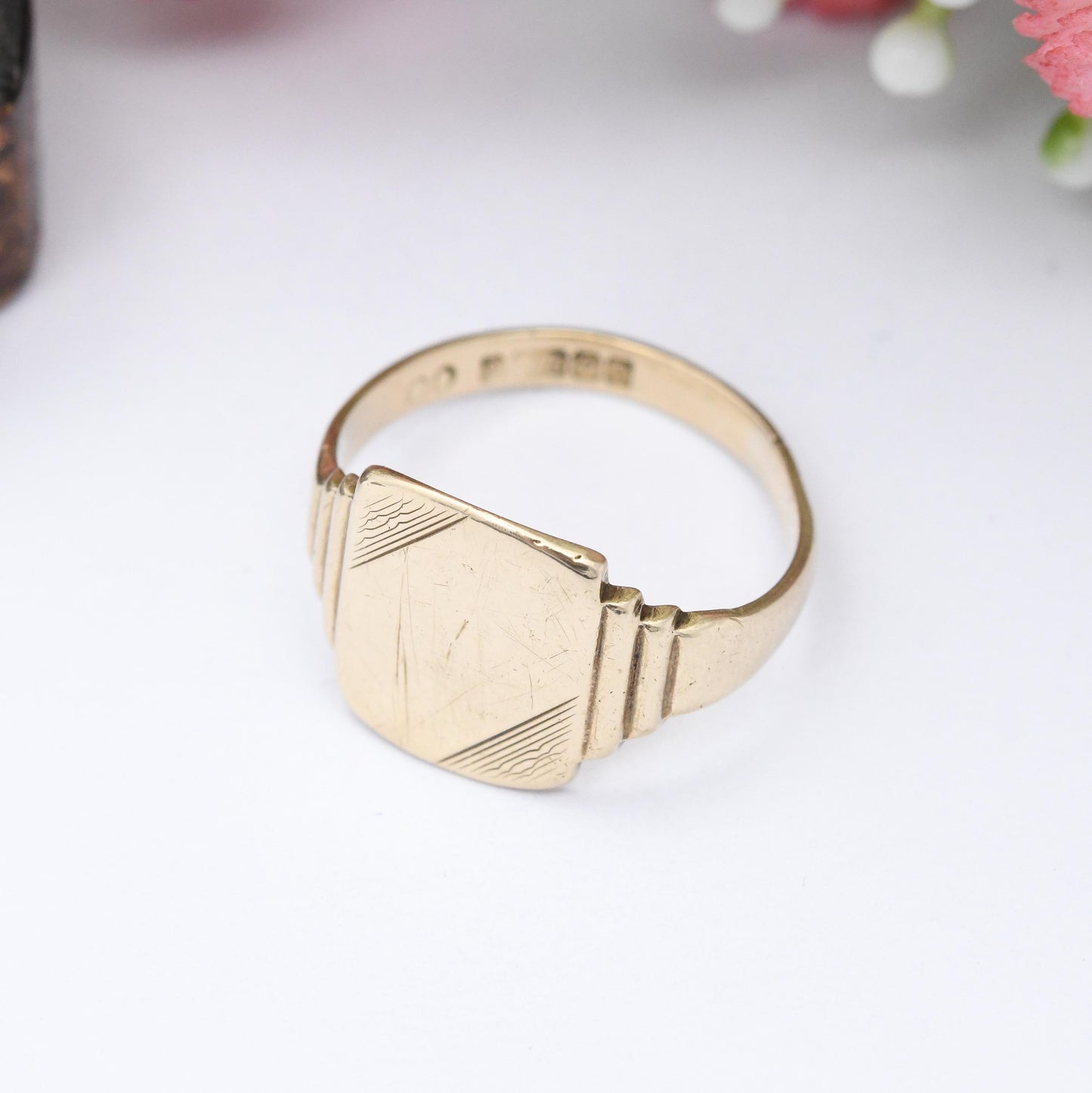 Vintage 9ct Gold Signet Ring 1967 - Art Deco Style Step Design | Gold Ring for Engraving Gift for Him | UK Size - O 1/2 | US Size - 7 1/2