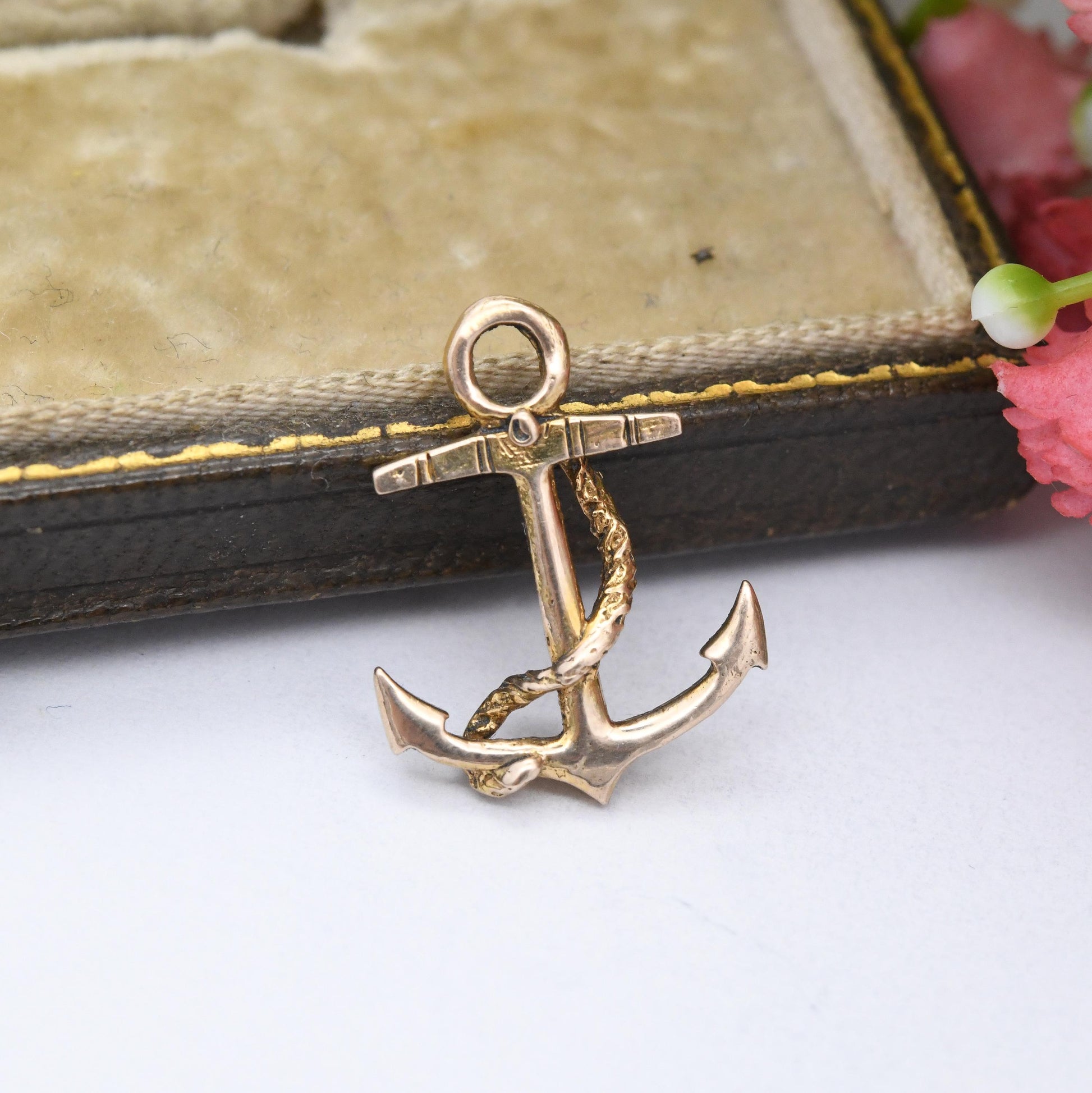 Vintage 9ct Gold Anchor Charm Pendant 1979 - Hope's Anchor Victorian Symbol Rope Twist Detail | Solid Gold Detailed Pendant for Necklace