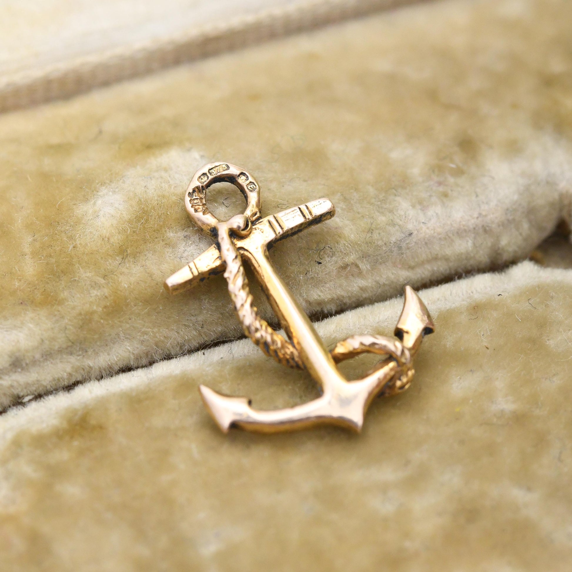 Vintage 9ct Gold Anchor Charm Pendant 1979 - Hope's Anchor Victorian Symbol Rope Twist Detail | Solid Gold Detailed Pendant for Necklace