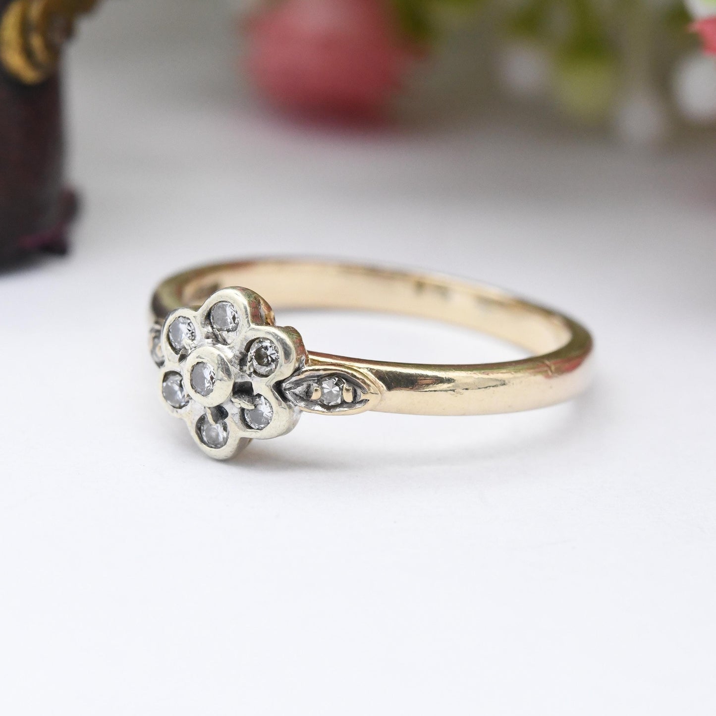 Vintage 9ct Gold Diamond Daisy Ring 0.1 Carats 10 Points - Floral Cluster Ring | Pretty Gold Gift for Her | UK Size - M | US Size - 6 1/4