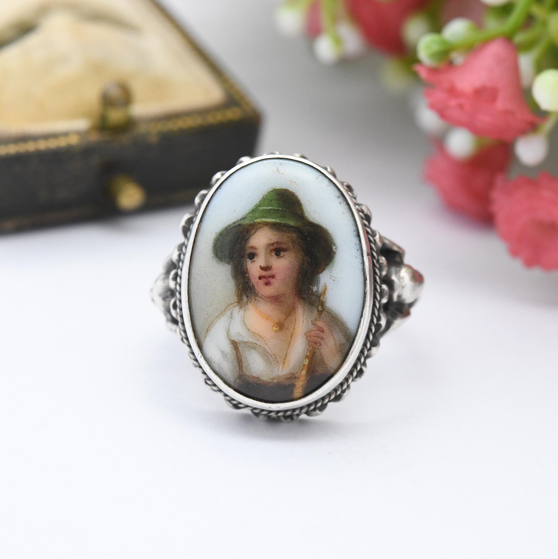 Antique Sterling Silver Portrait Ring by Zoltan White ZW&Co - Austro Hungarian Style Arts and Crafts c. 1920 | Size UK - O 1/2 | US - 7 1/2