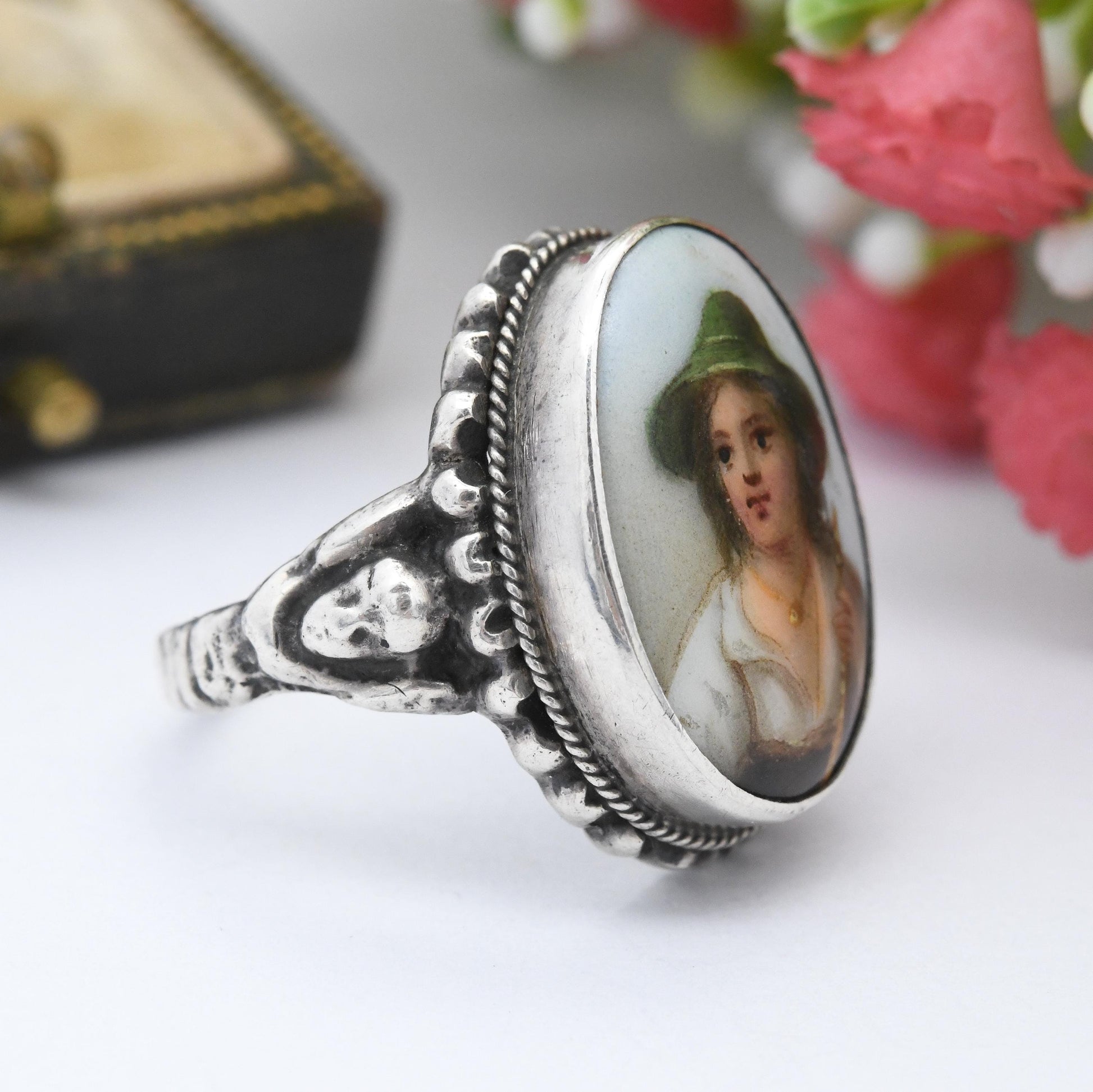 Antique Sterling Silver Portrait Ring by Zoltan White ZW&Co - Austro Hungarian Style Arts and Crafts c. 1920 | Size UK - O 1/2 | US - 7 1/2