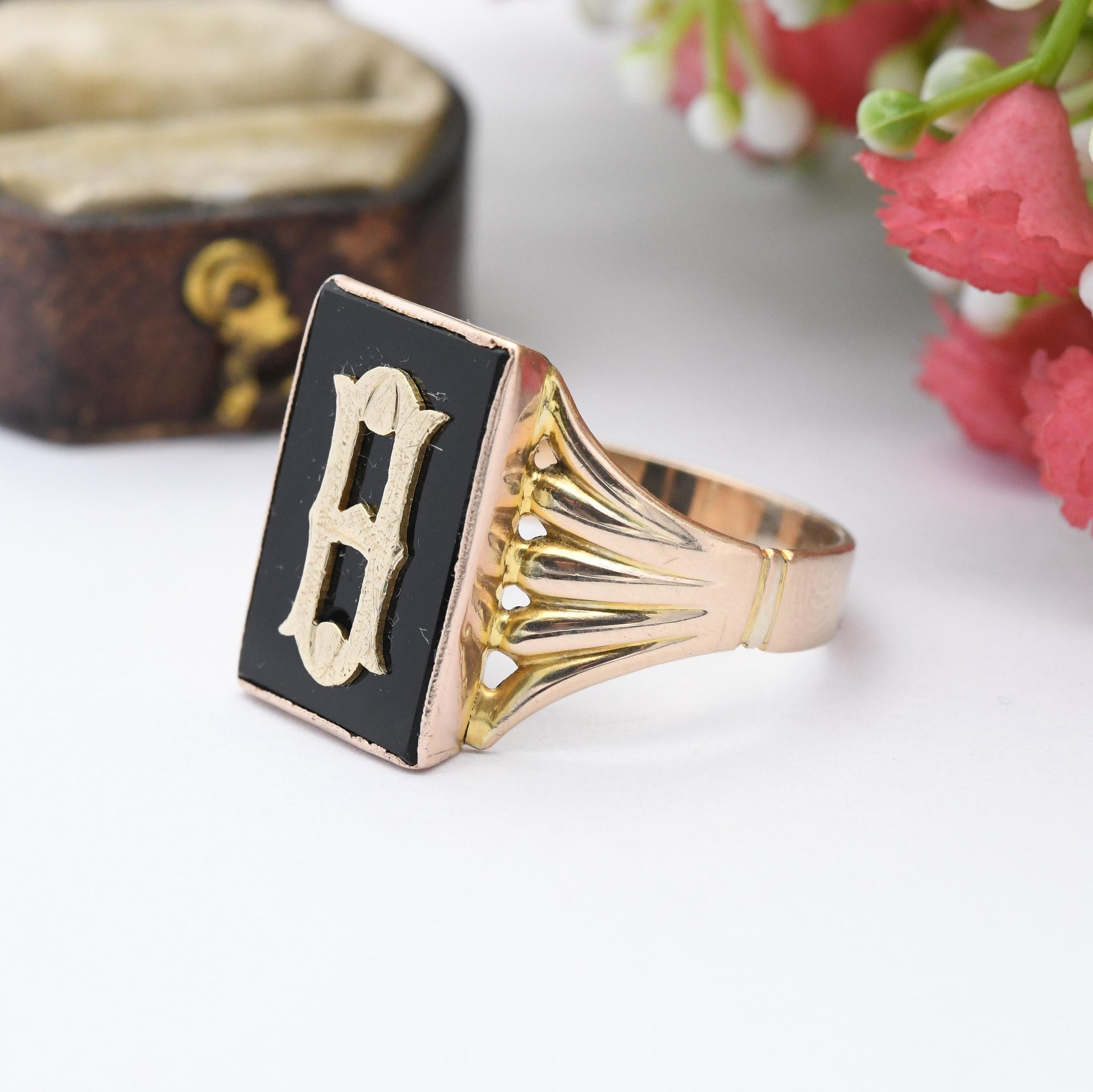 Vintage 9ct Gold Onyx Monogram Ring Letter H - Gold and Black Signet Ring Gift for Him | Large Size | UK Size - W 1/2 | US Size - 11 1/4