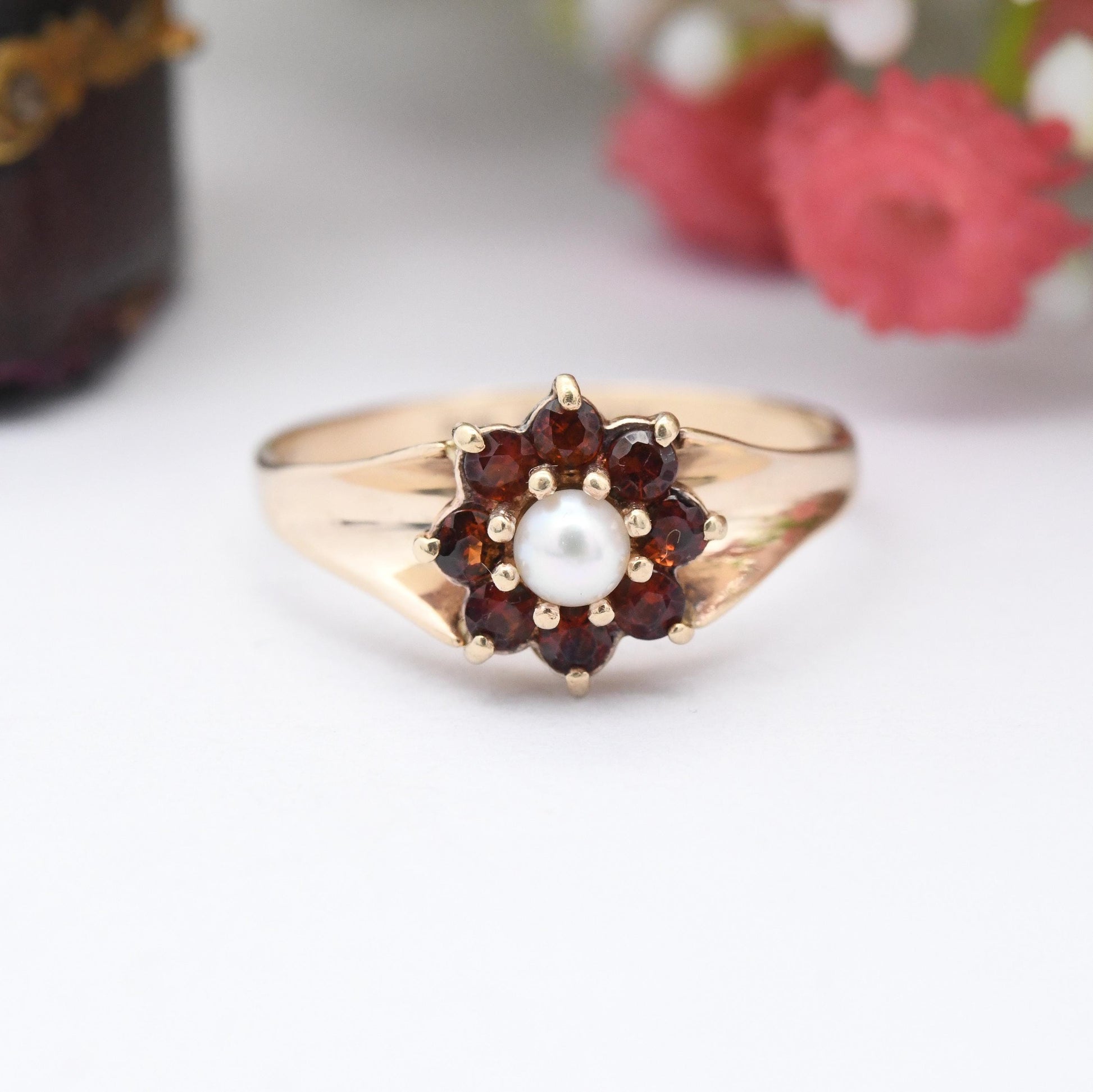 Vintage 9ct Gold Garnet Pearl Flower Cluster Ring 1969 - Mid-Century Antique Revival | Gold Jewellery Gift | UK Size - Q | US Size - 8