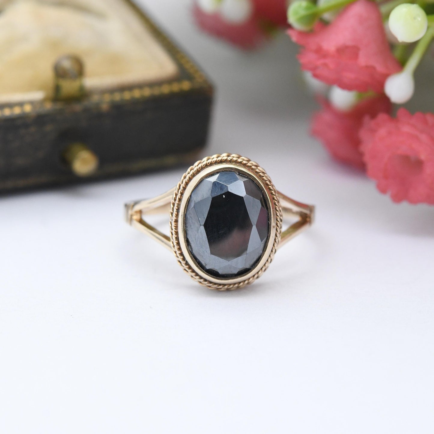 Vintage 9ct Gold Hematite Ring 1984 - Rope Twist Grey Black Gemstone Faceted Oval Stone Large Solitaire | UK Size - L | US Size - 5 3/4