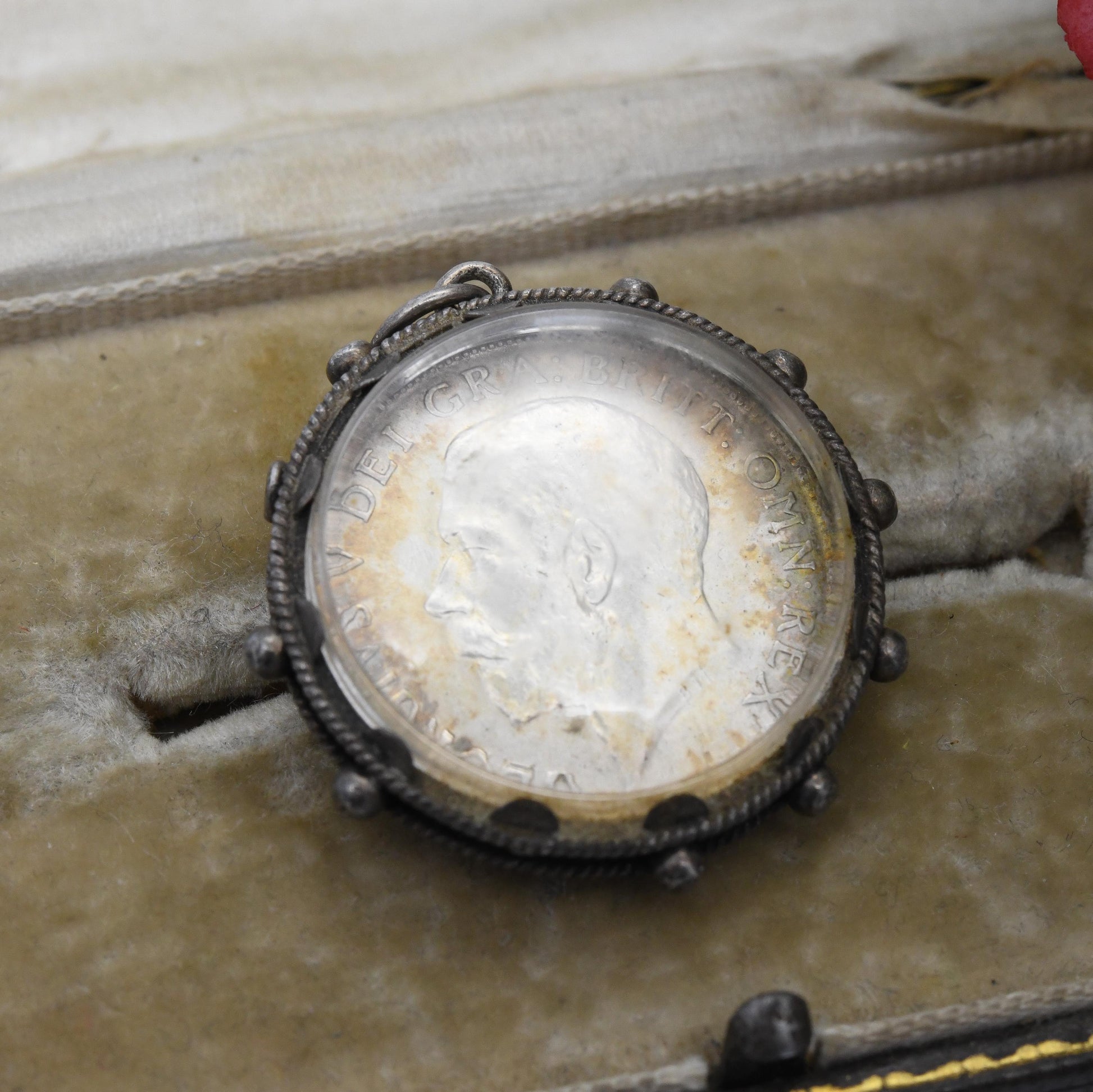 Antique Sterling Silver Coin Pendant in Fob Mount 1914 George V One Shilling - Domed Glass Magnified Coin Pendant | Gift for Charm Necklace