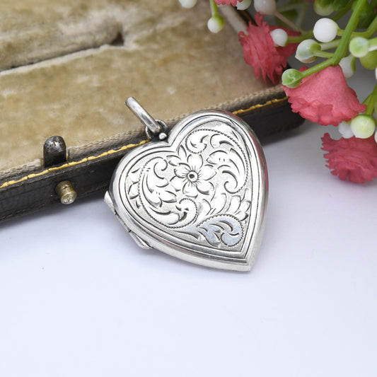 Vintage Silver Heart Locket Pendant with Flower Engraving - Mid-Century Textured Silver Jewellery Love Heart Shaped Locket Pretty Gift 835S