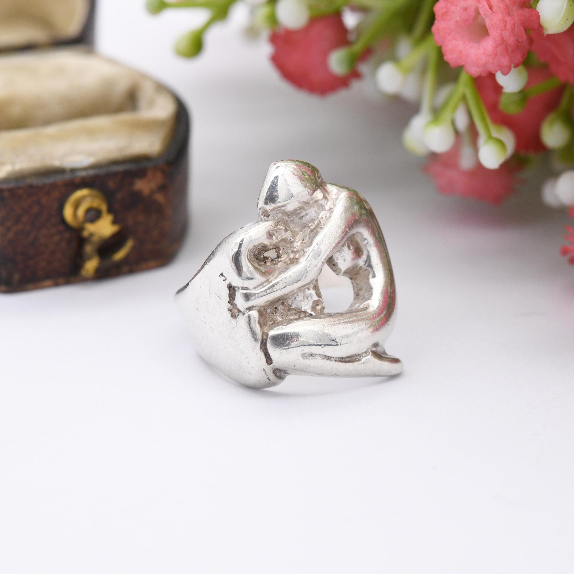 Vintage Silver Leda and the Swan Ring Made in Scotland - Mid-Century Figural Silver Naked Woman Hugging Bird | UK Size - J 1/2 | US Size - 5