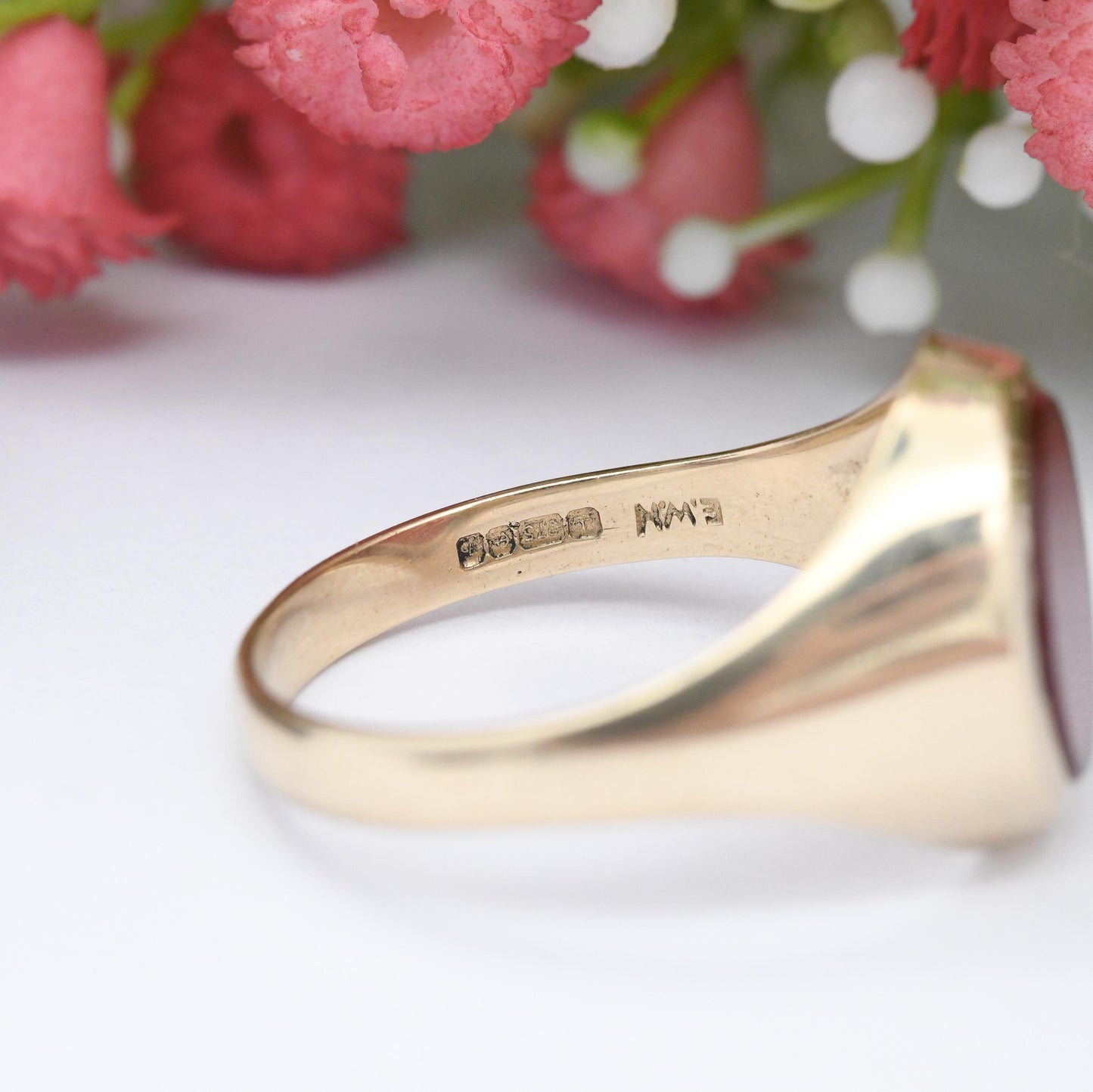 Vintage 9ct Gold Carnelian Signet Ring 1983 - Unisex Chunky Solid Gold Blank Gemstone | Boyfriend Gift | UK Size - V 1/2 | US Size - 10 3/4