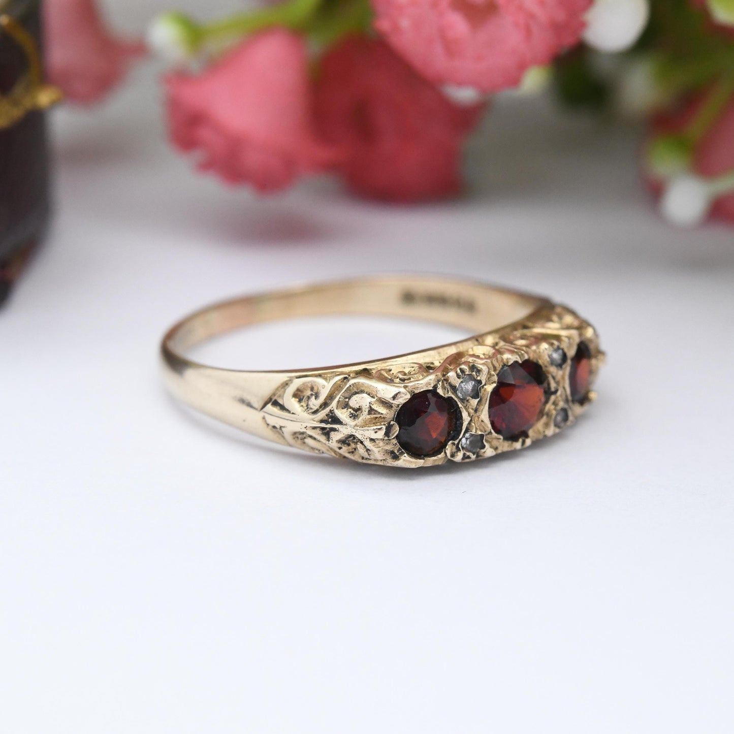 Vintage 9ct Gold Garnet Three Stone Ring 1979 Clear Stone Accent - Red Antique Style Trilogy Jewellery Gift | UK Size - R | US Size - 8 1/2