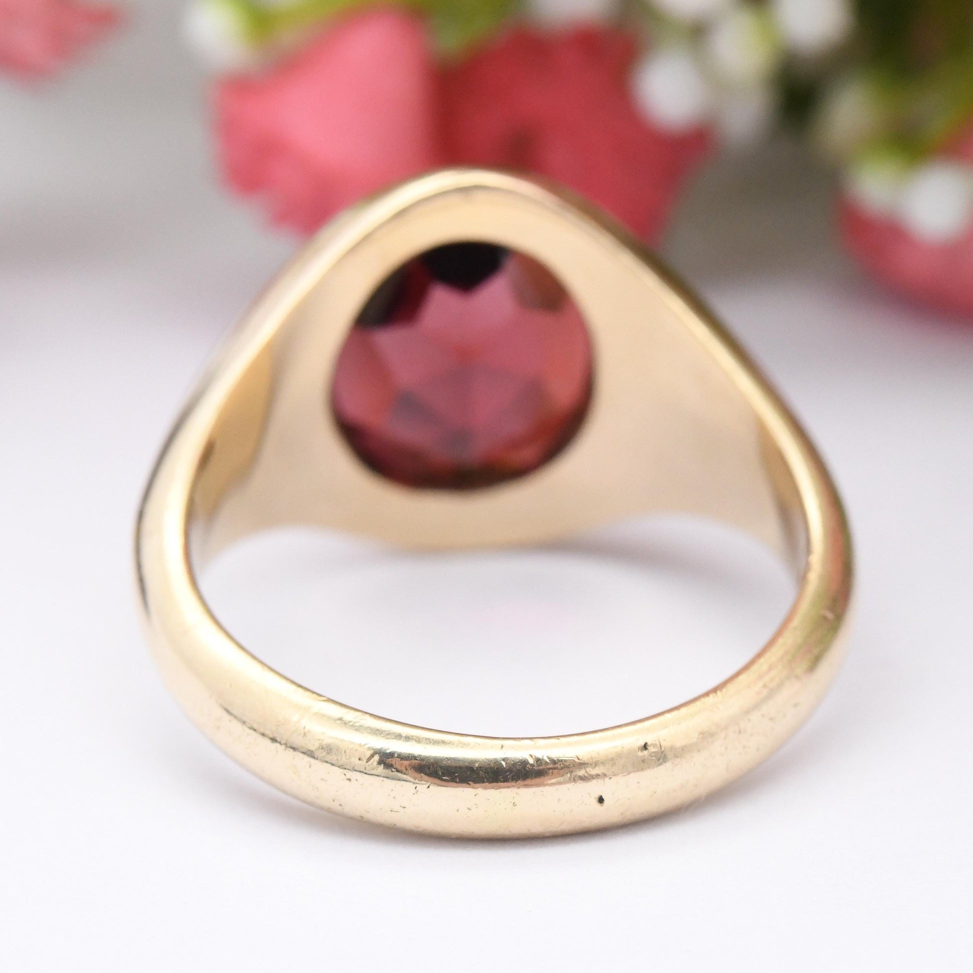 Vintage 9ct Gold Garnet Signet Ring 1998 - Chunky Large Men's Ring Faceted Red Stone Jewellery Gift for Him | UK Size T 1/2 | US Size 9 3/4