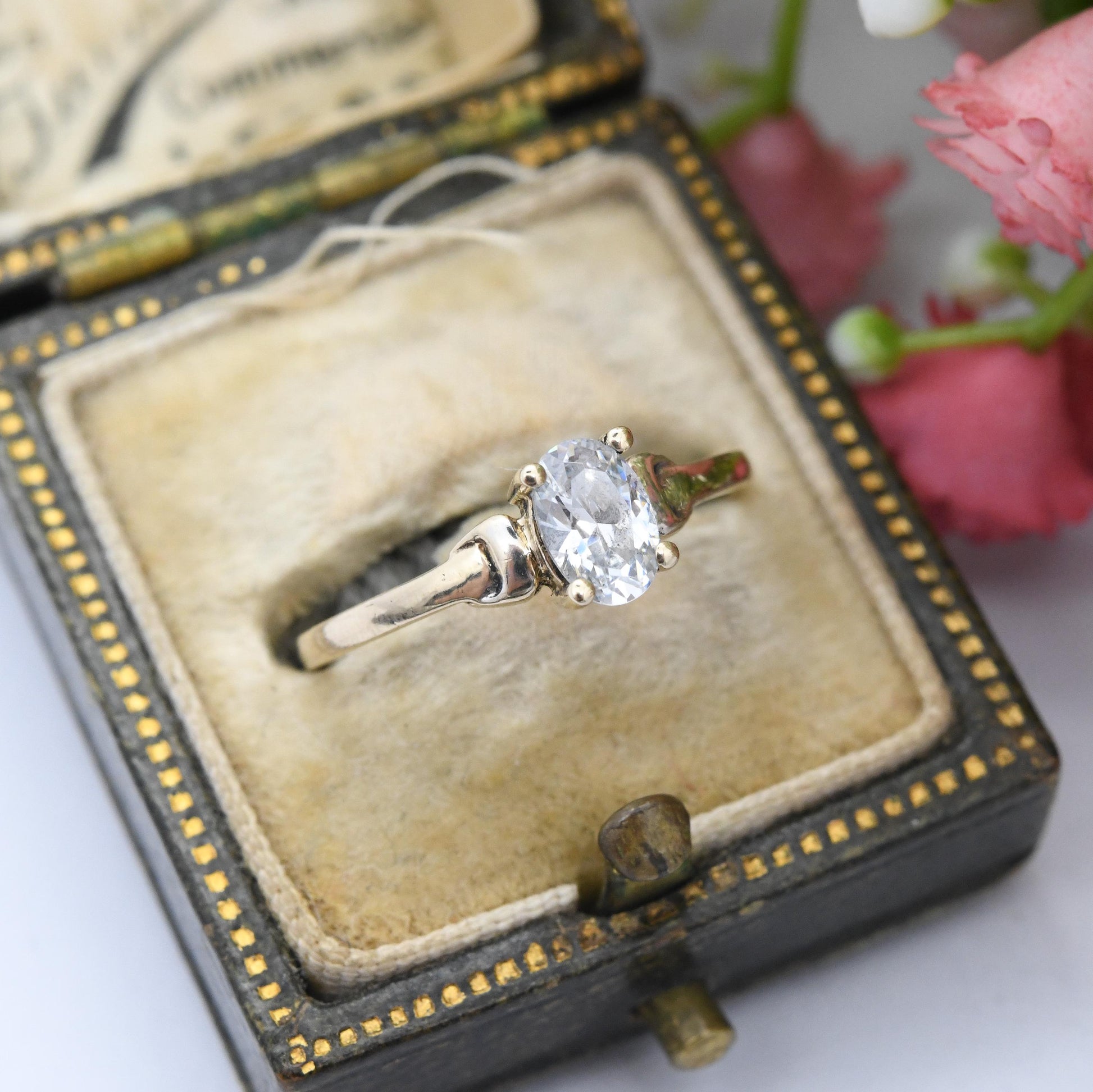 Vintage 9ct Gold Solitaire Ring - Delicate White Stone Engagement Ring Placeholder | Oval Cut Stone | UK Size - N | US Size - 6 1/2