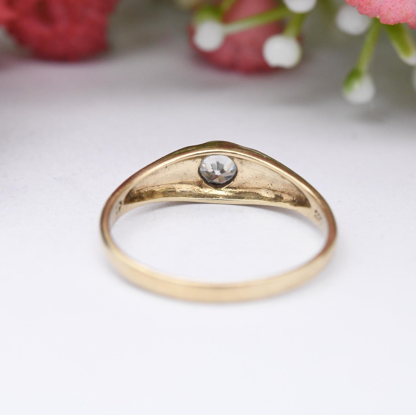 Vintage 9ct Gold CZ Solitaire Ring - Flush Single Stone Ring Pretty Wedding Ring Pinkie Ring | UK Size - K 1/2 | US Size - 5 1/2