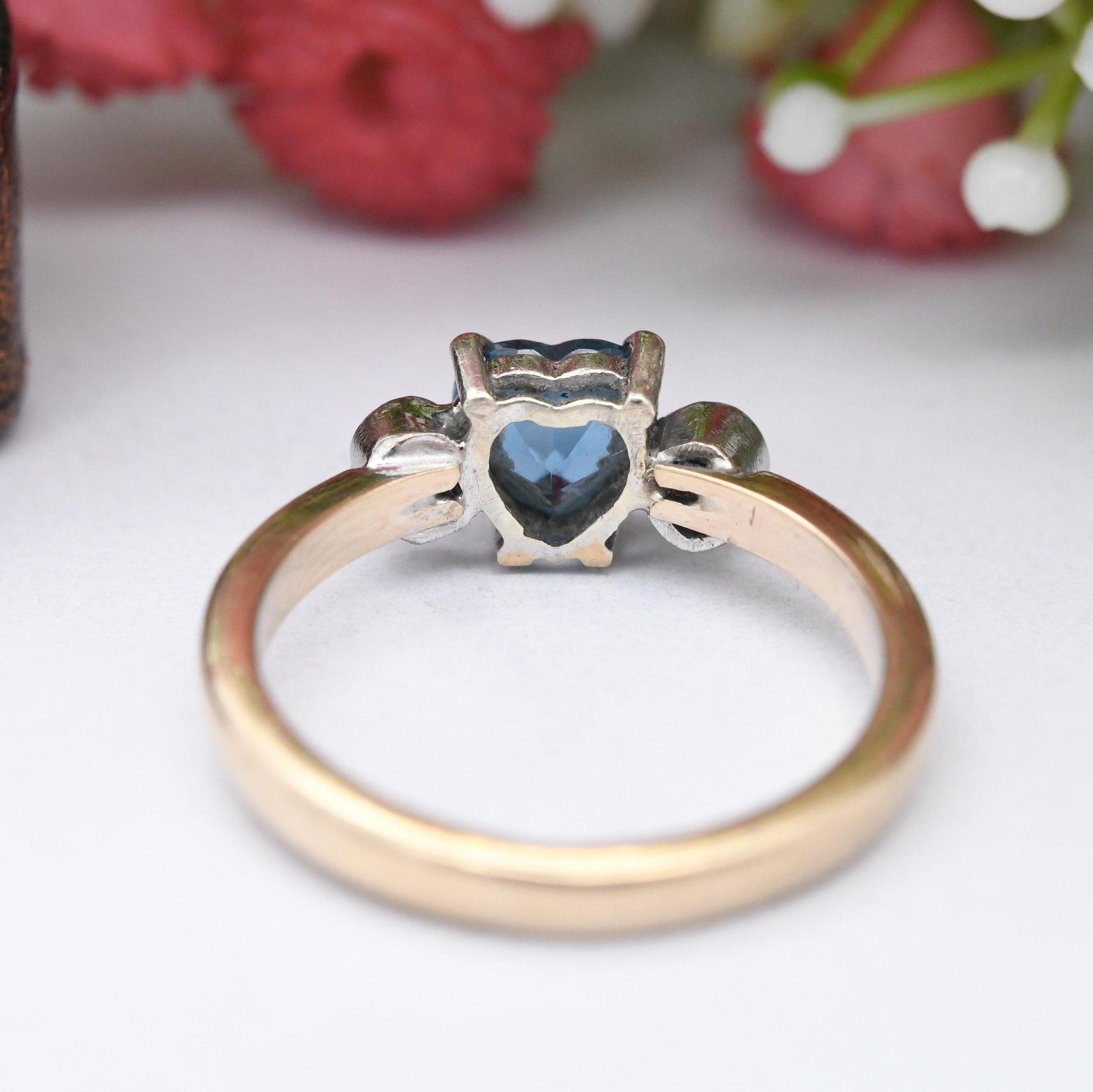 Vintage 9ct Gold Blue Stone and Diamond Three Stone Ring 2000 Heart Gemstone - Love Heart Shape Engagement | UK Size - M | US Size - 6 1/4