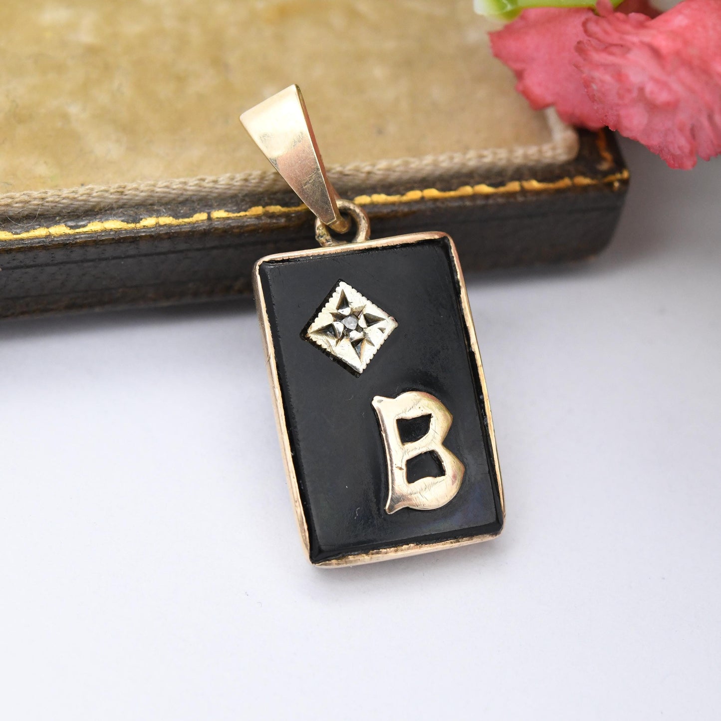 Vintage 9ct Gold Onyx Letter B Pendant with Diamond - Rectangle Gold and Black Initial Pendant Charm for Necklace Stack | Personalised Gift