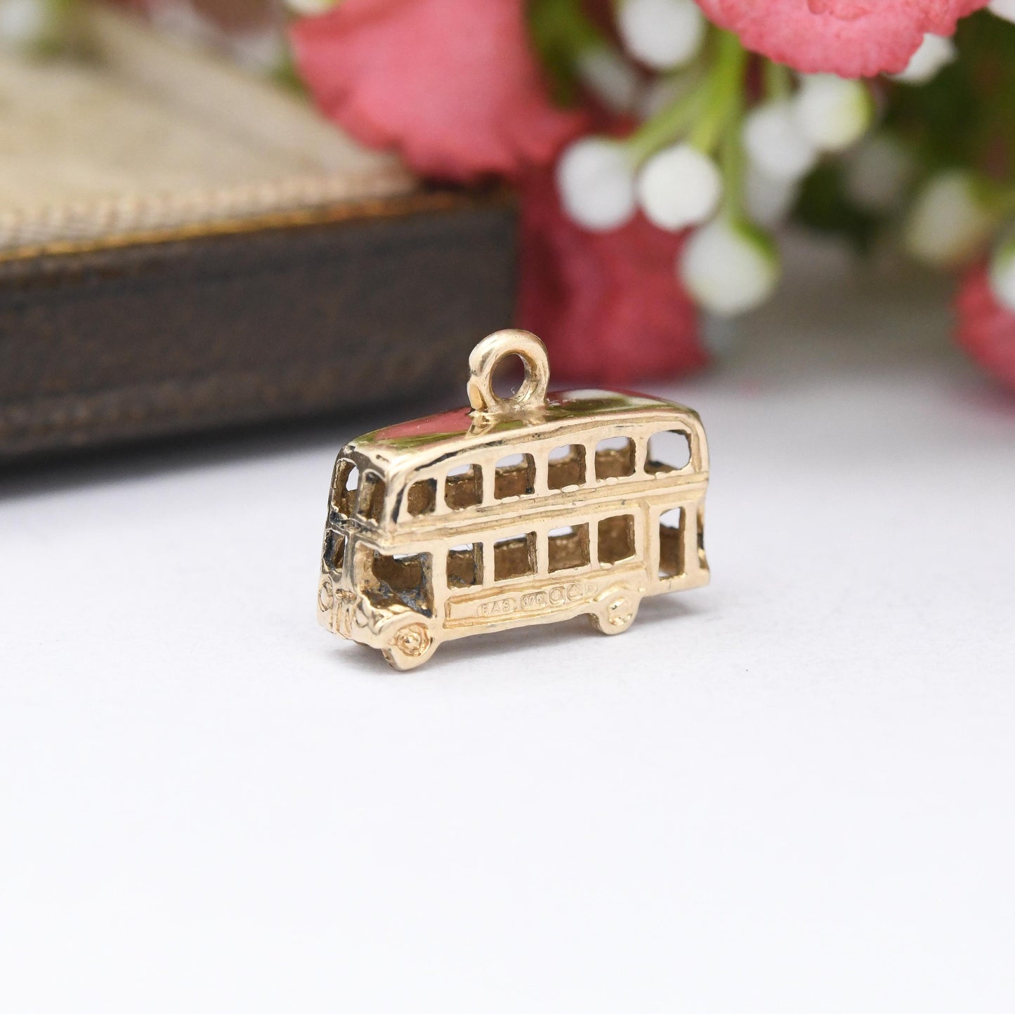 Vintage 9ct Gold Double Decker Bus Charm Pendant 1999 - Old Style London Red Bus Souvenir Gift for Charm Bracelet | Retro Car Enthusiast