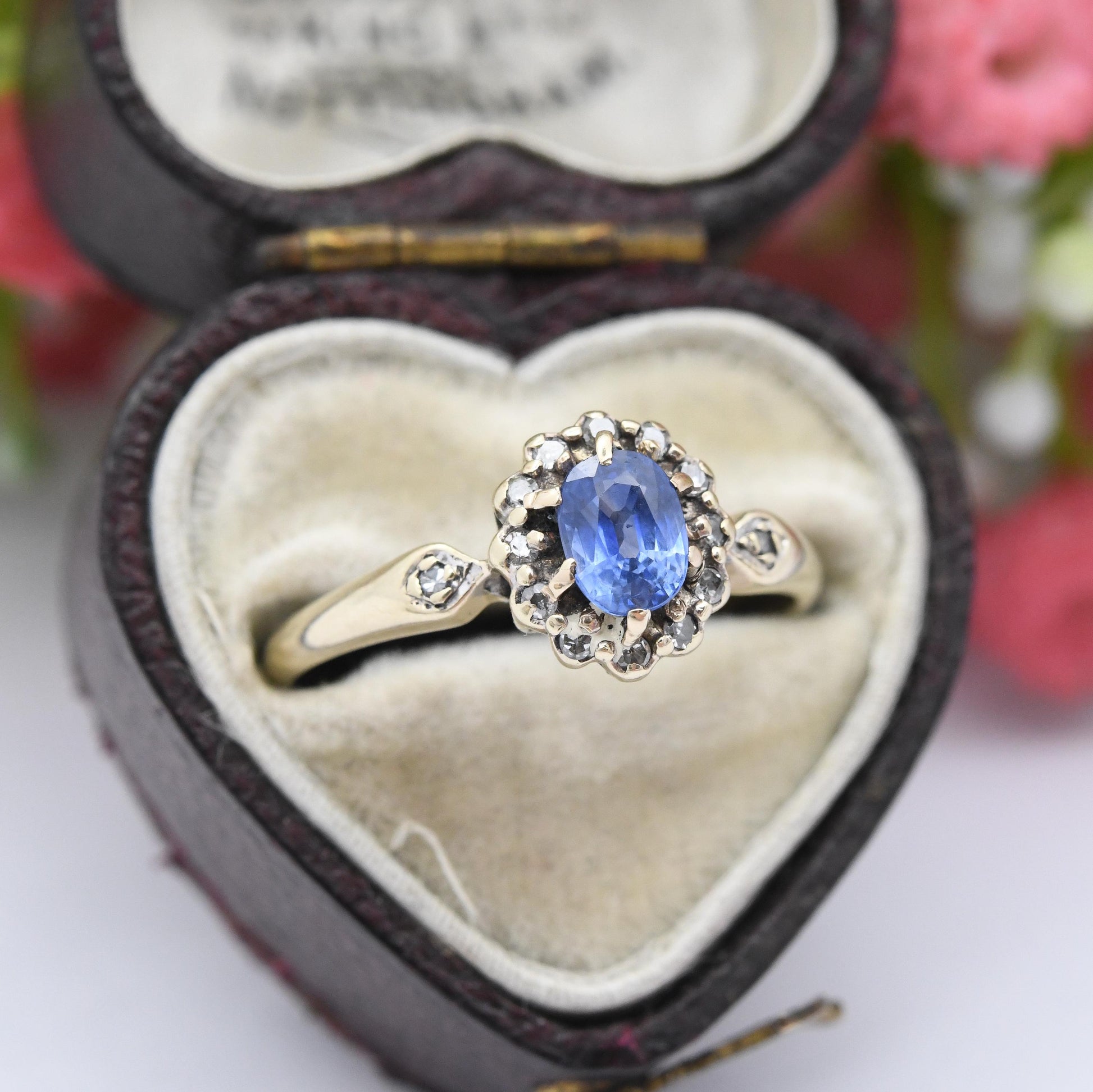 Vintage 9ct Gold Sapphire Diamond Halo Ring 1990 - Pretty Light Blue Gemstone Floral Ring Gift for Her | UK Size - N | US Size - 6 3/4