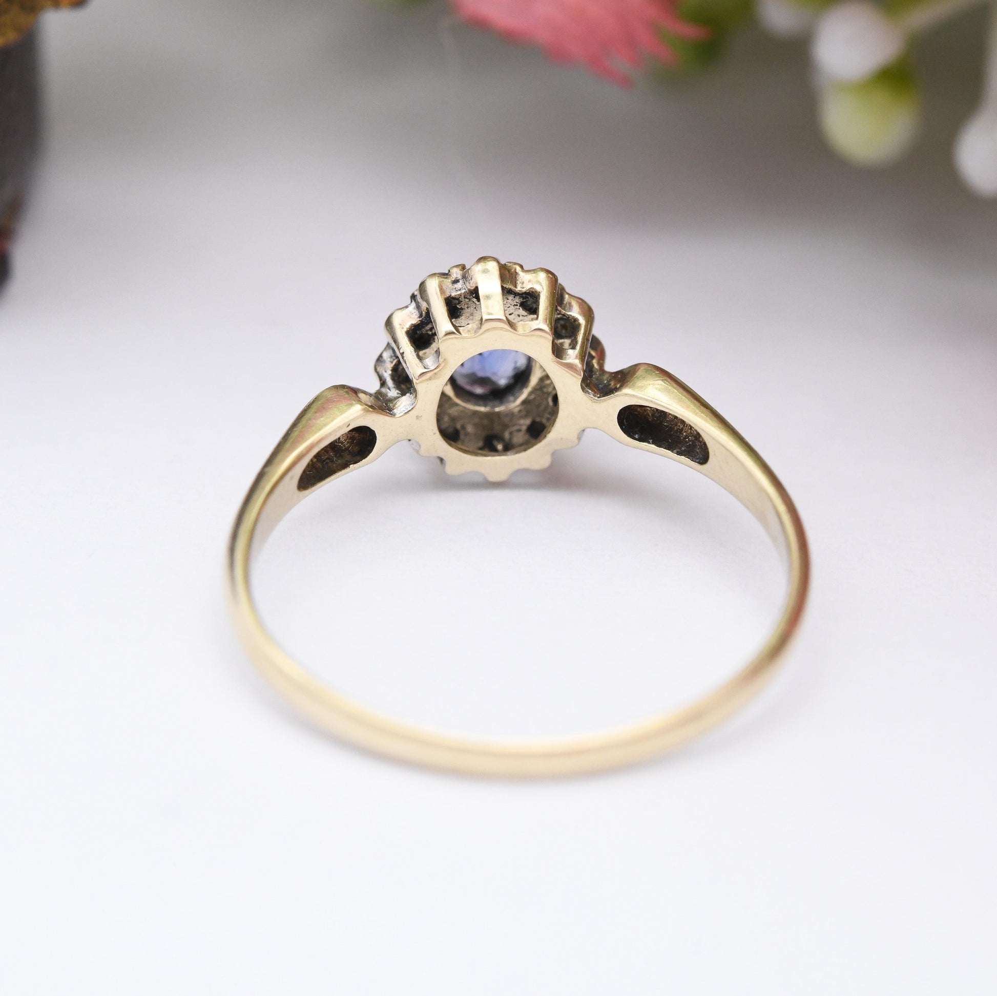 Vintage 9ct Gold Sapphire Diamond Halo Ring 1990 - Pretty Light Blue Gemstone Floral Ring Gift for Her | UK Size - N | US Size - 6 3/4