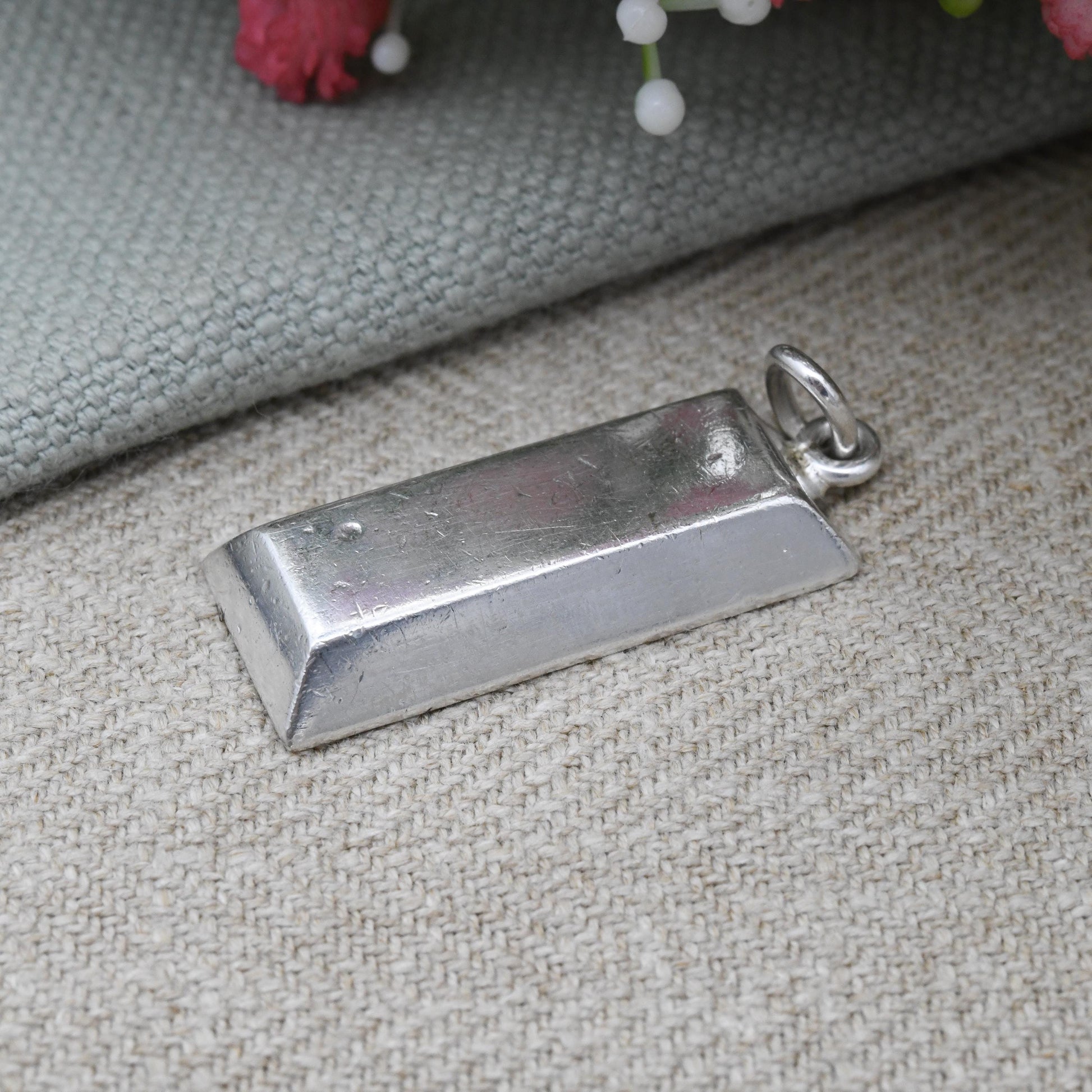 Vintage 999 Fine Silver Ingot Pendant Plata Fina 23 Grams - Solid Silver Mid-Century Necklace Charm | Silver Bullion