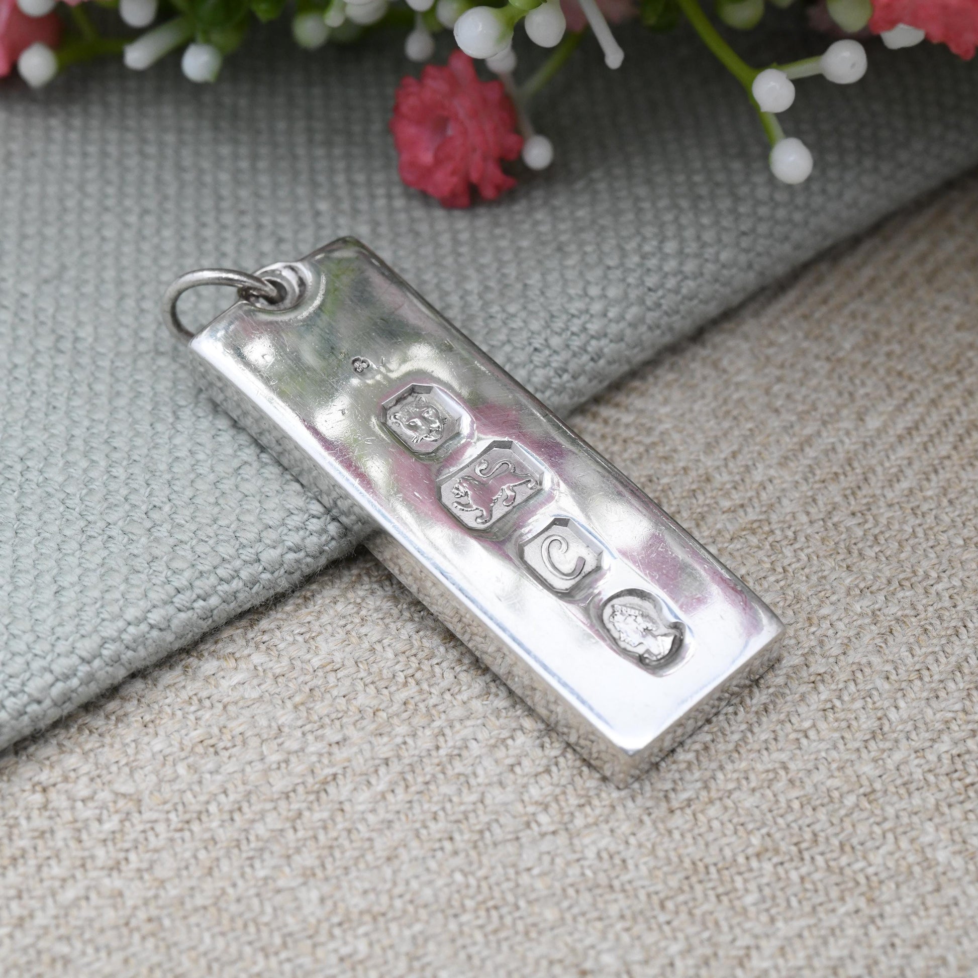 Vintage Sterling Silver Ingot Pendant 1977 with Queen Elizabeth II Silver Jubilee Stamp - Hallmarked in London | Heavy Mid-Century Necklace