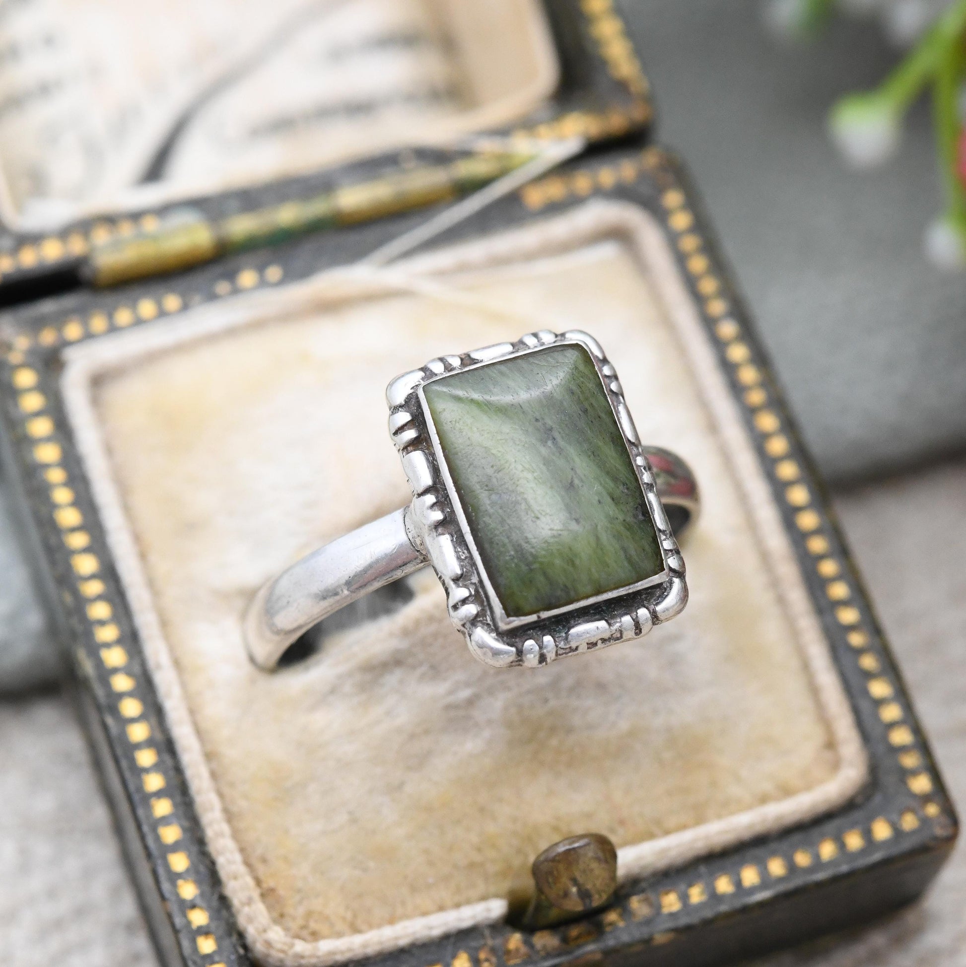 Vintage Sterling Silver Connemara Marble Ring - Collectable Irish Green Stone Jewellery | Dublin Import Hallmark | UK Size - N 1/2 | US - 7