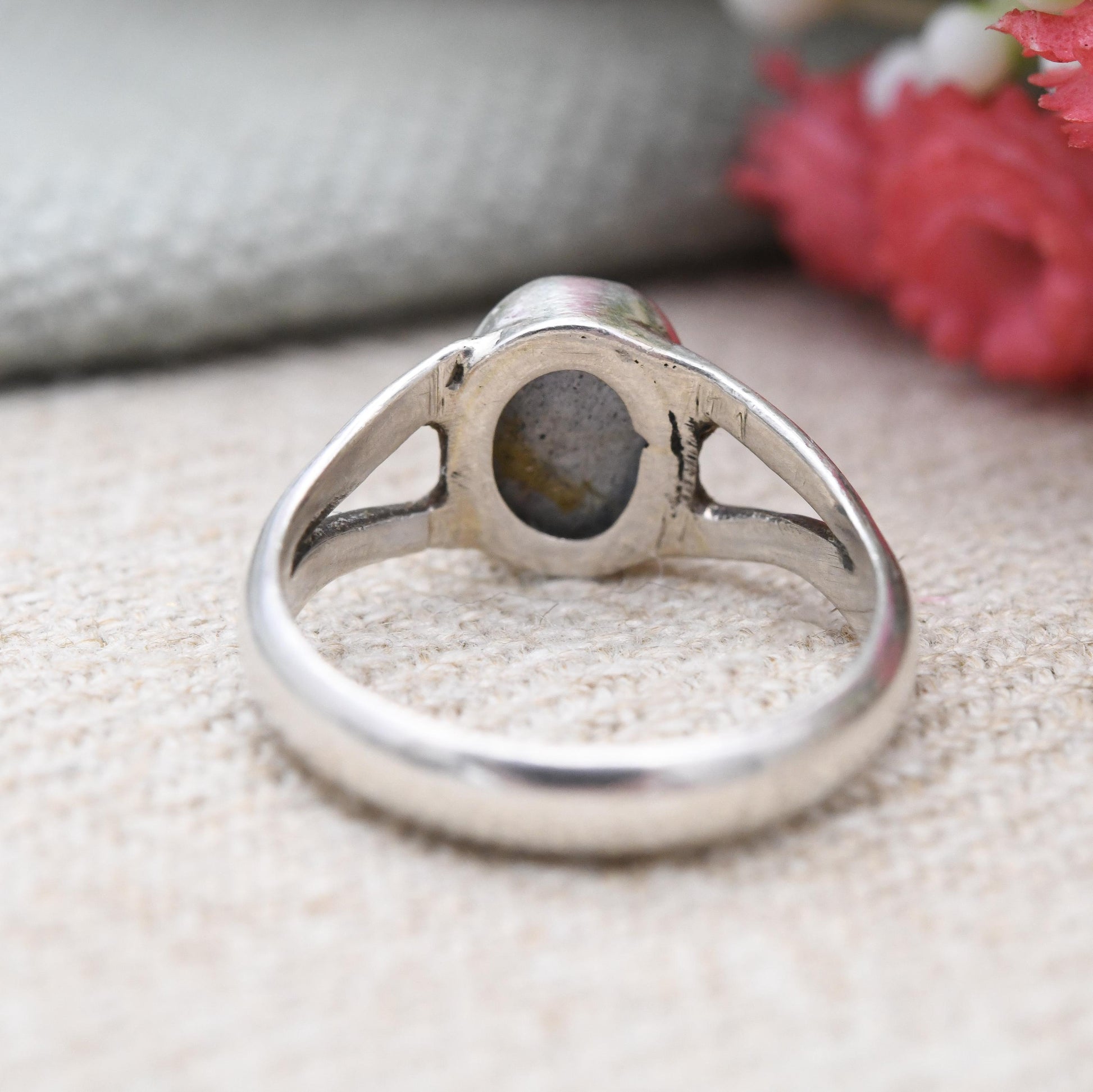 Vintage Sterling Silver Labradorite Ring - Minimal Oval Shape Cabochon Gemstone Blue Stone | Gift for Her | UK Size - J 1/2 | US Size - 5