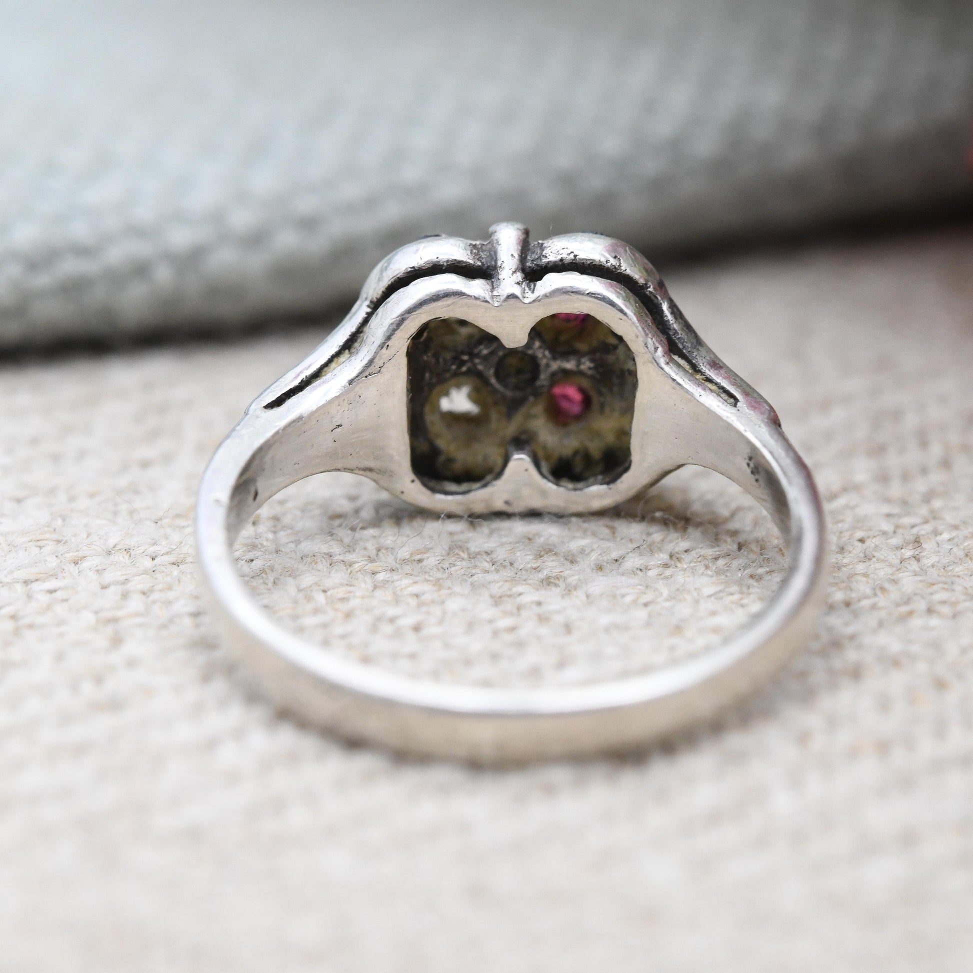 Vintage Sterling Silver Statement Ring 1985 - with Pink Blue Clear Stones | Quatrefoil Shape | UK Size - H | US Size - 3 3/4