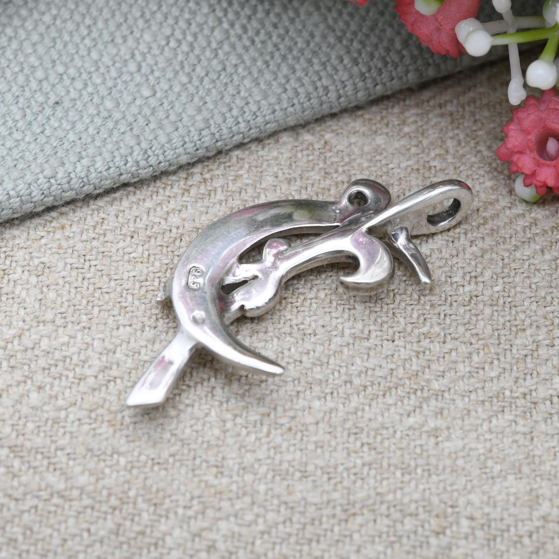Vintage Sterling Silver Pendant Figural Crescent Moon and Ribbon Design - Abstract Solid Silver Jewellery