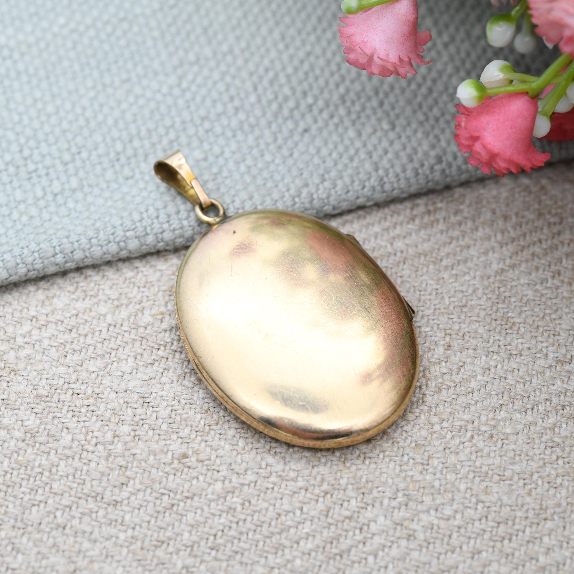 Vintage Rolled Gold Locket Pendant Monogram Initials MEC - Engraved Design Borders Inside | Large Photo Necklace c. 1960s Costume Jewellery