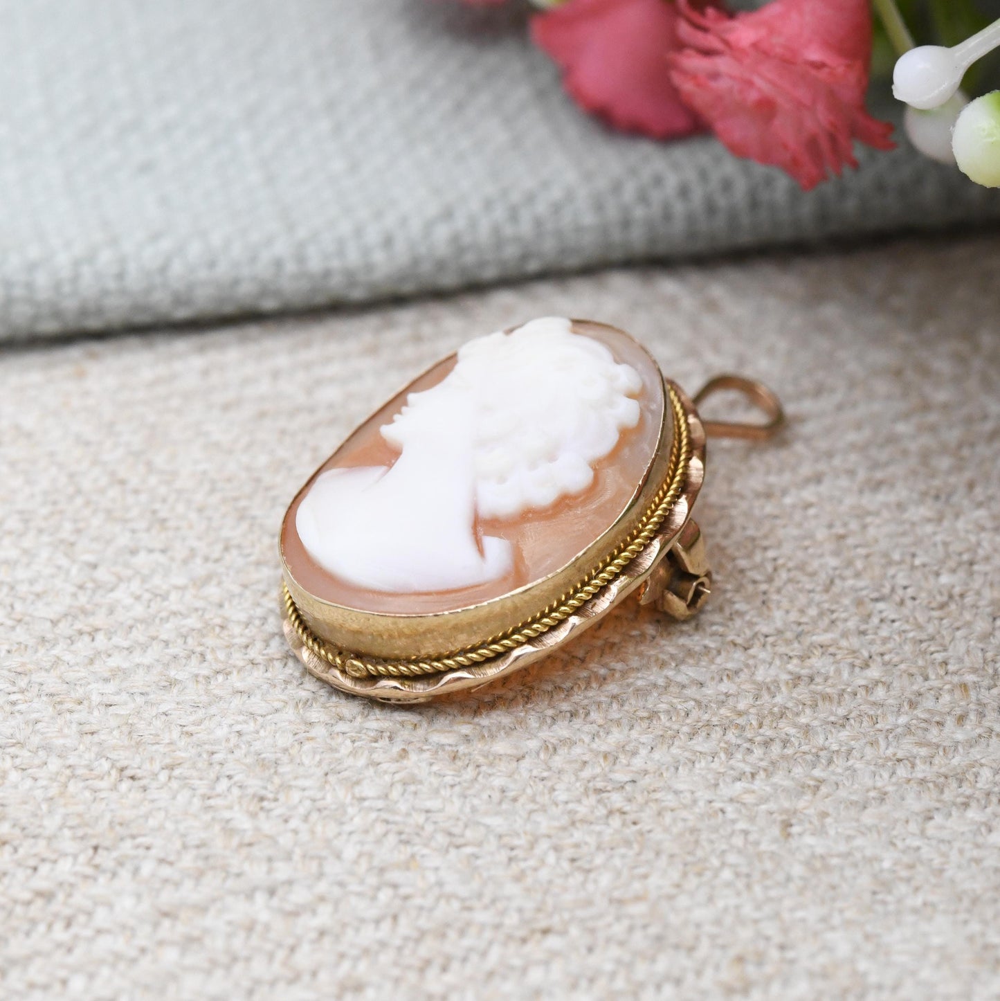 Vintage 9ct Gold Italian Shell Cameo Pendant Brooch - Hand Carved Portrait Woman's Face Bust | Solid Gold Jewellery Pretty Gift for Her