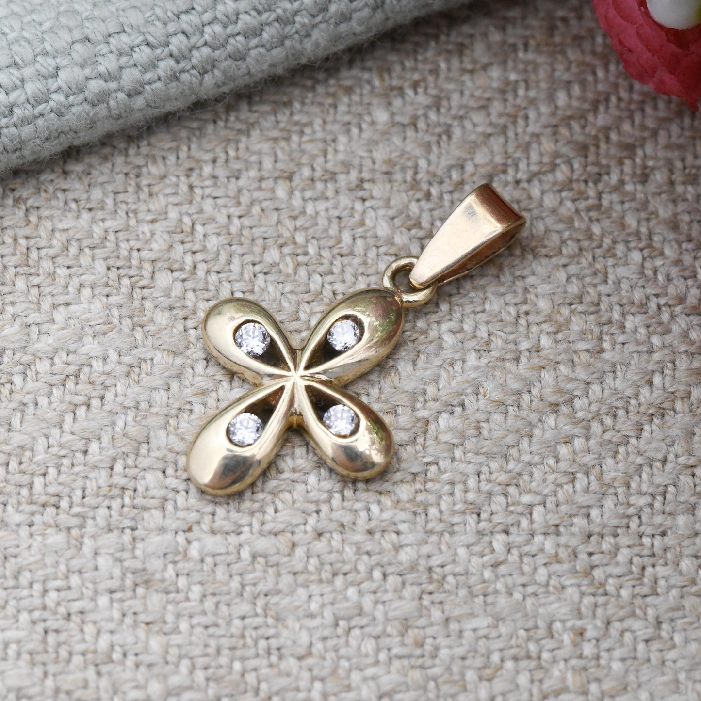 Vintage 9ct Gold Quatrefoil Cross Pendant with CZ - Delicate Solid Yellow Gold Charm Religious Necklace Jewellery Gift Christening Baptism