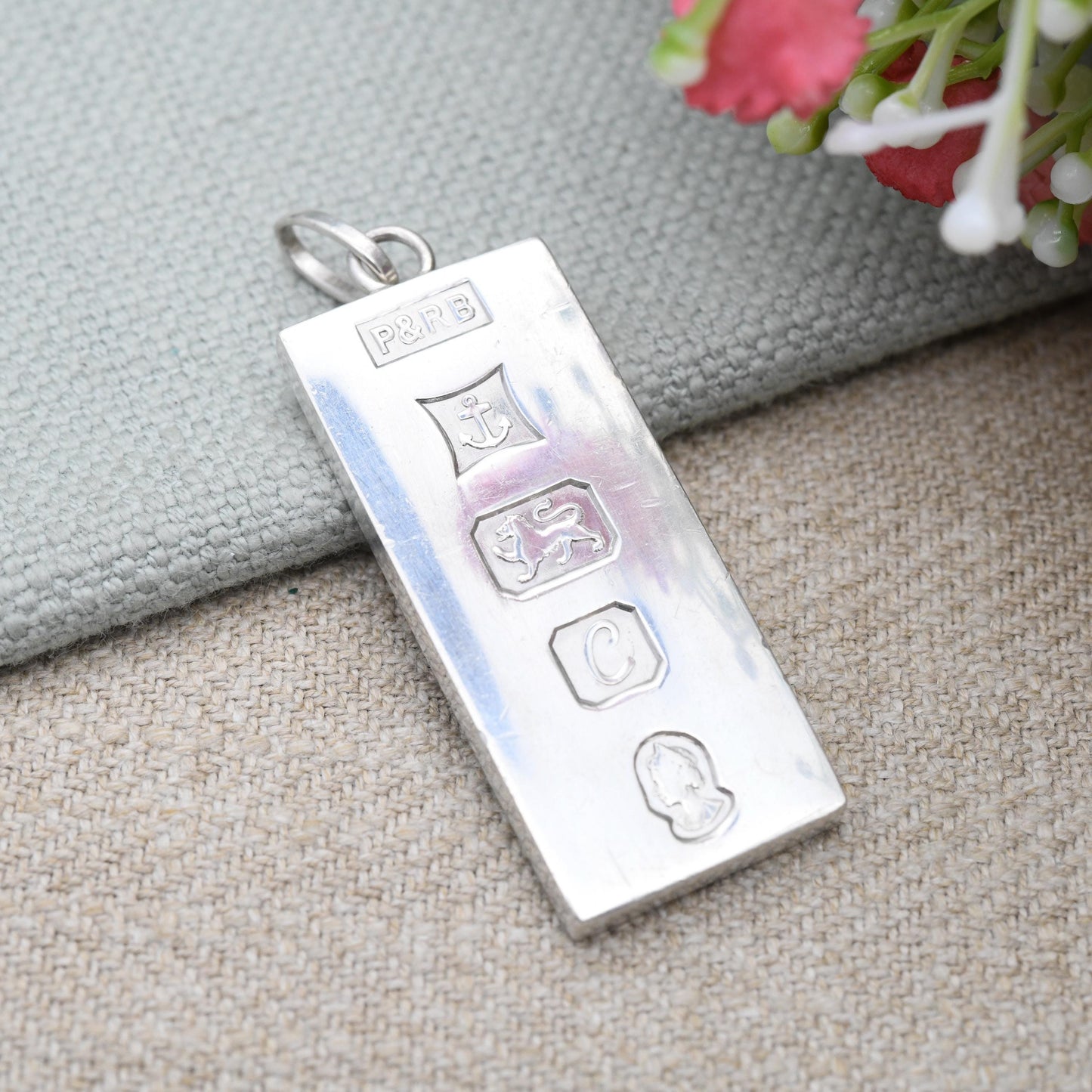 Vintage Sterling Silver Ingot Pendant 1977 with Queen Elizabeth II Silver Jubilee Stamp P&RB P R Bushell - Hallmarked in Birmingham England