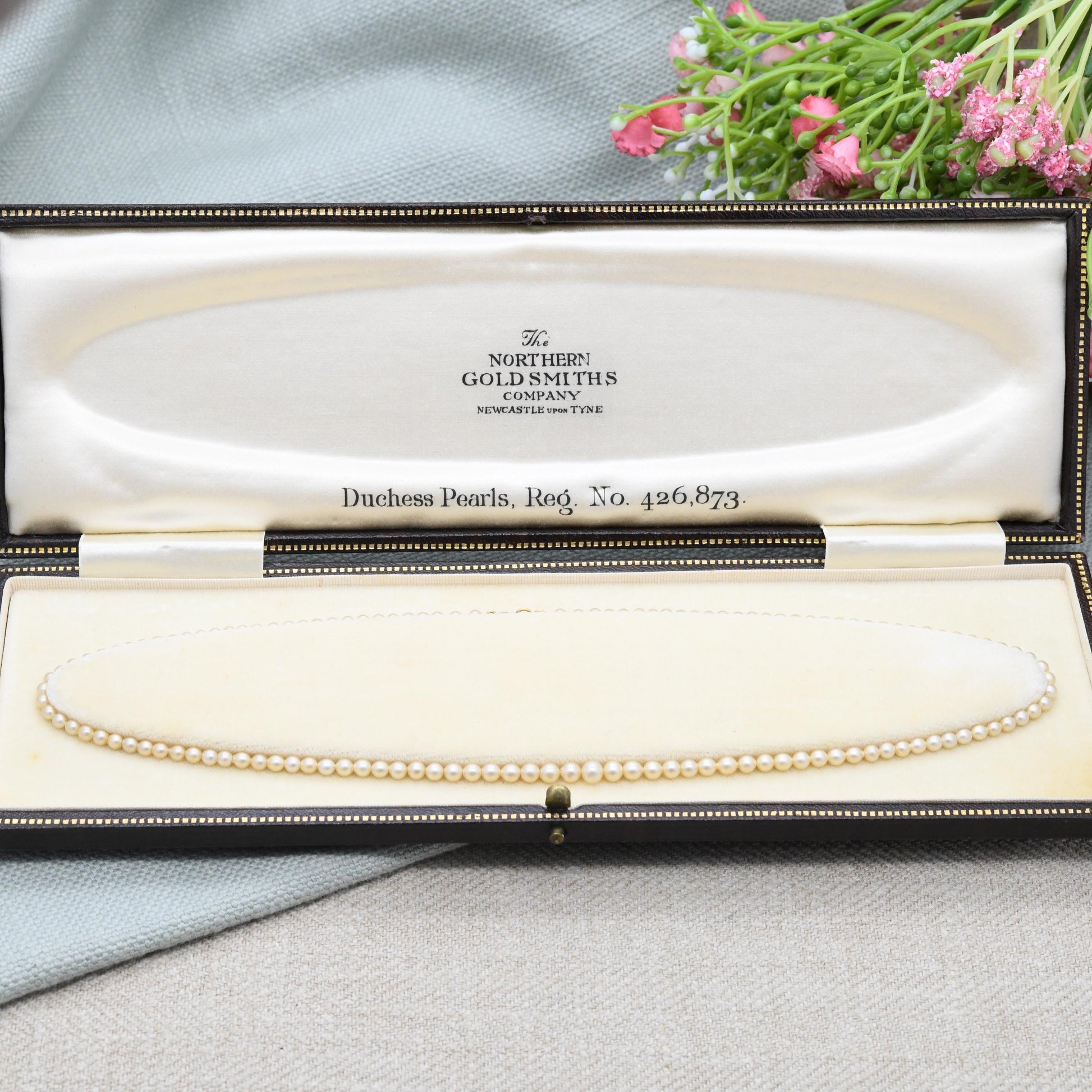 Vintage Faux Pearl Necklace in Fitted Box with 9ct Gold Clasp - Northern Goldsmiths Company Duchess Pearls Reg. No. 426873 | Choker 16"