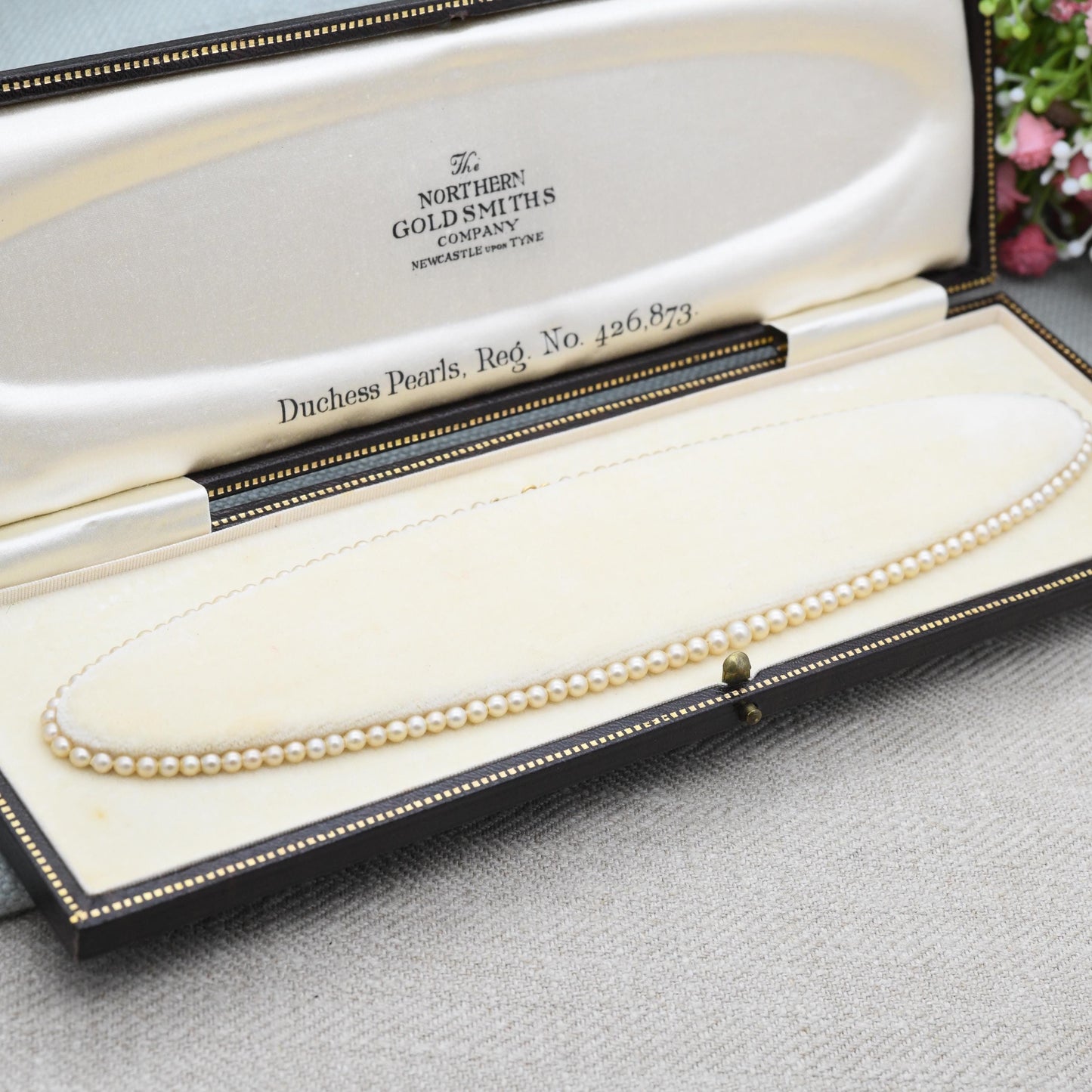 Vintage Faux Pearl Necklace in Fitted Box with 9ct Gold Clasp - Northern Goldsmiths Company Duchess Pearls Reg. No. 426873 | Choker 16"