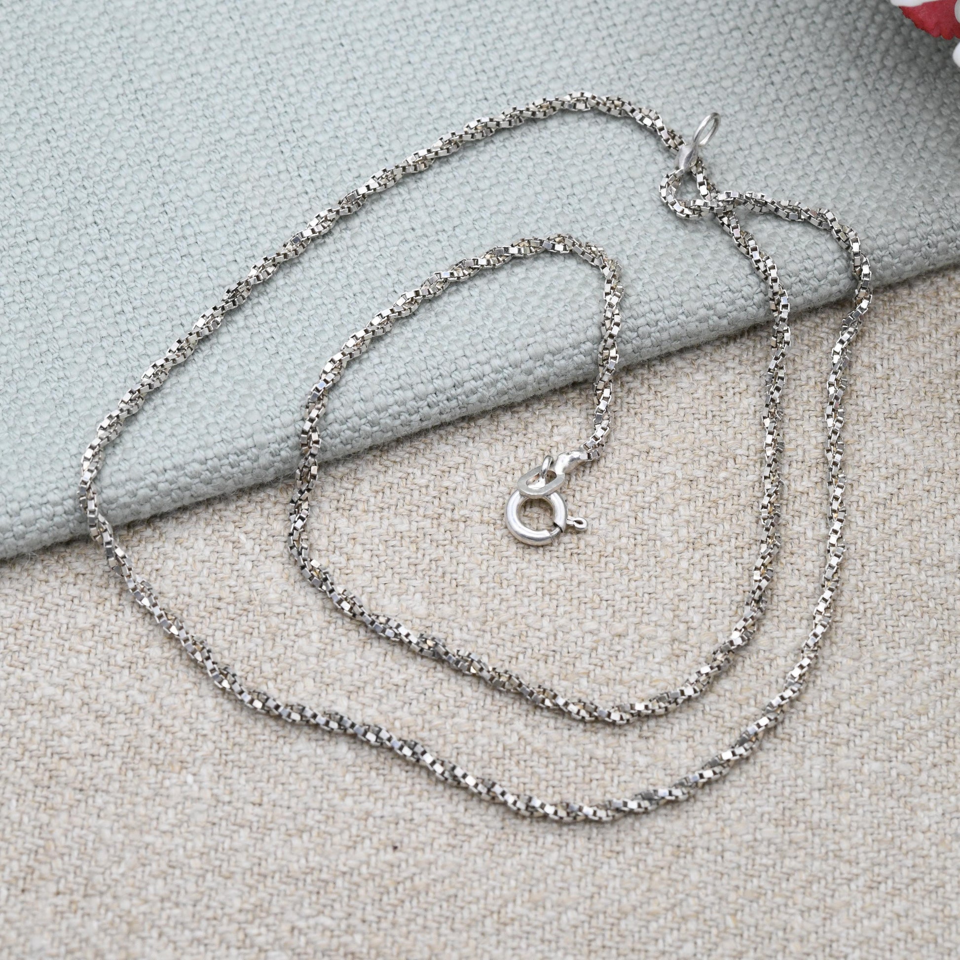 Sterling Silver Twisted Box Chain Necklace c. 1980s - Chunky Short Chain Quality Silver Necklace Square Link | Unisex Necklace Gift | 17.5"