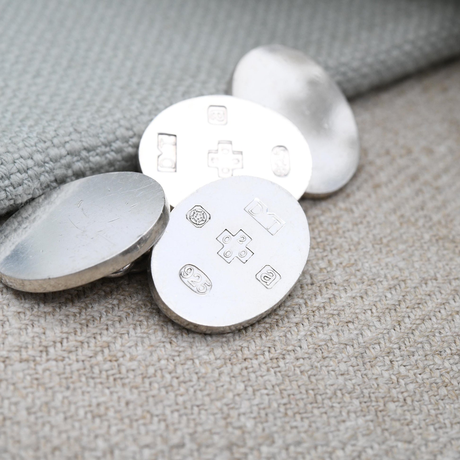 Vintage Sterling Silver Hallmark Cufflinks Year 2000 Millennium - Oval and Chain Quality Minimal Luxury Jewellery Gift for Him | DT Hallmark