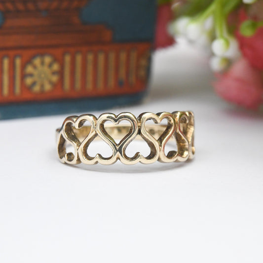Vintage 9ct Gold Heart Ring 1976 - Open Love Heart Design Mid-Century 1970s Sentimental Jewellery Gift | UK Size - P | US Size - 7 1/2